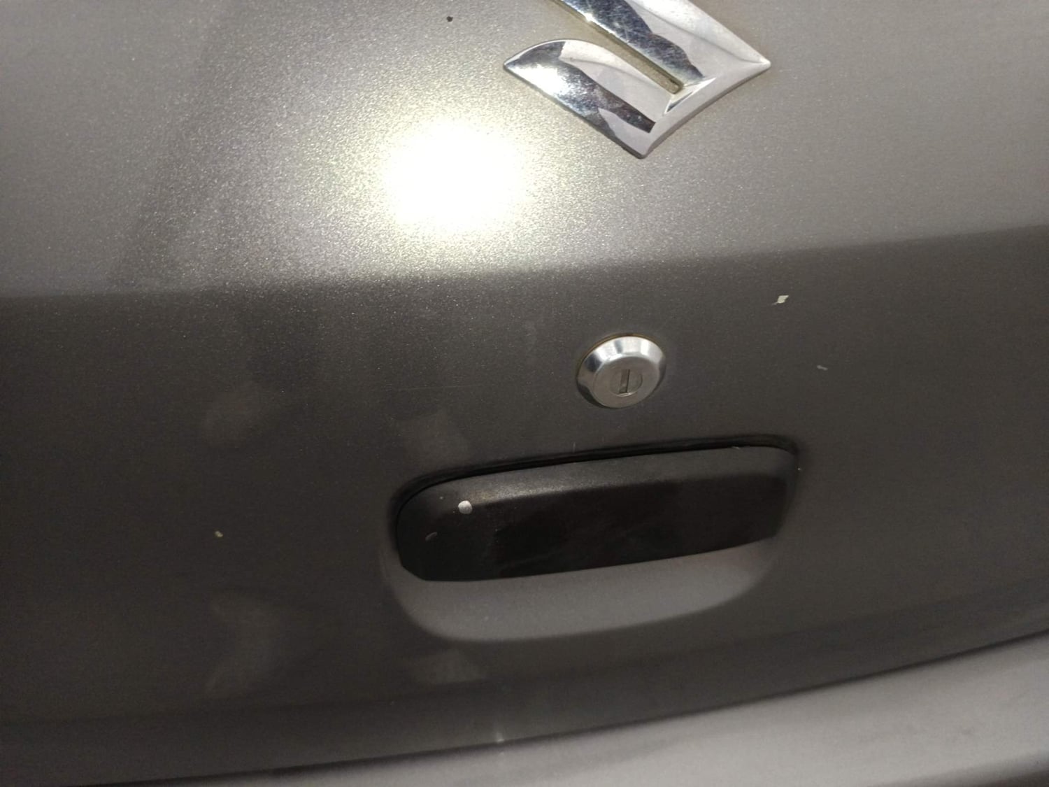 Used 2014 Maruti Suzuki Celerio VXi AMT Petrol Automatic dents MINOR SCRATCH