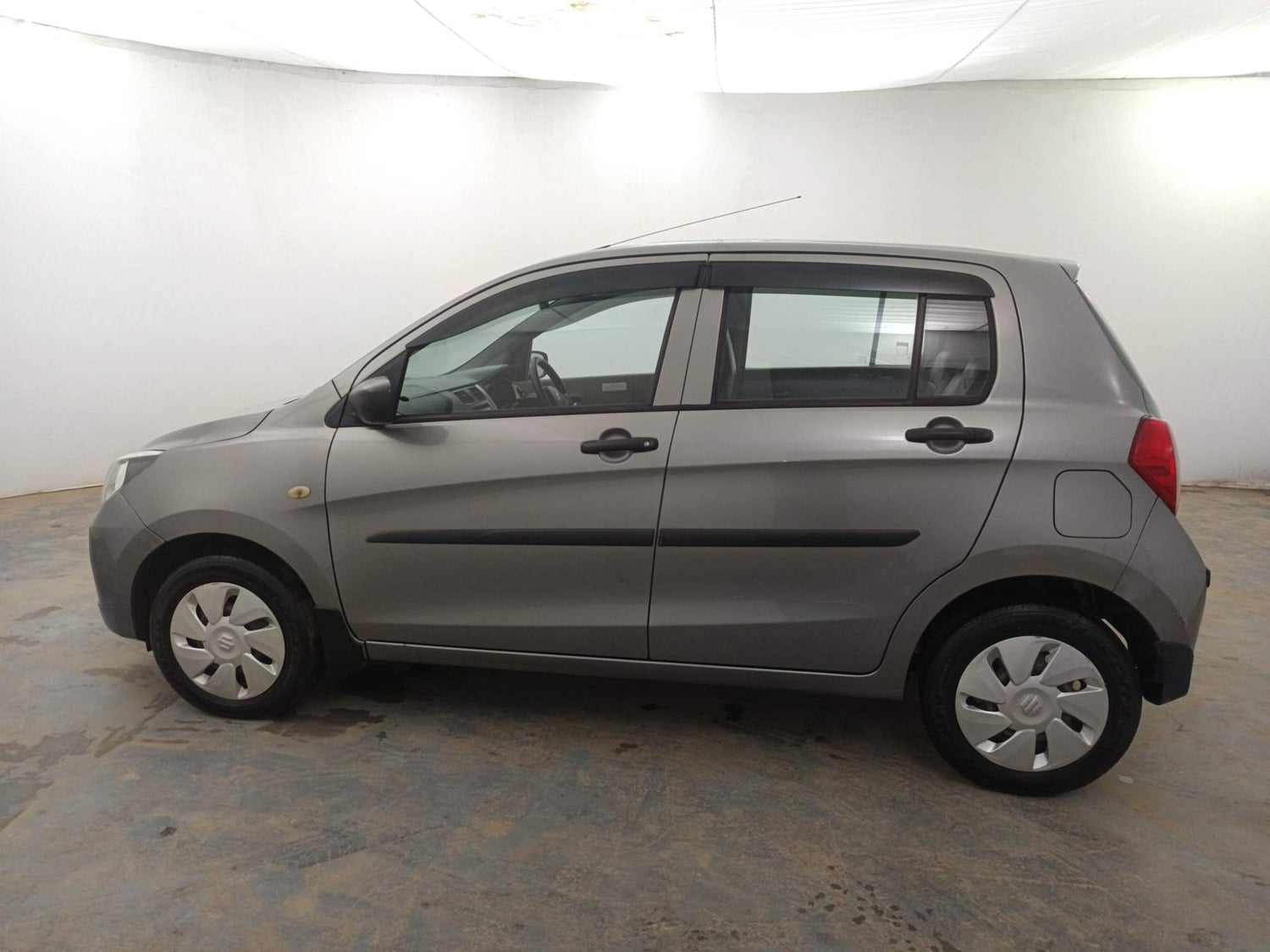 Used 2014 Maruti Suzuki Celerio VXi AMT Petrol Automatic exterior LEFT SIDE VIEW