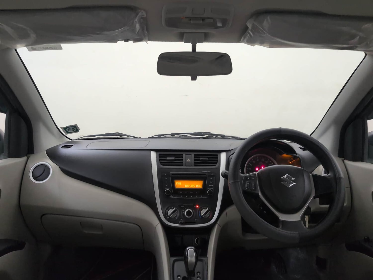 Used 2016 Maruti Suzuki Celerio ZXi AMT Petrol Automatic interior DASHBOARD VIEW