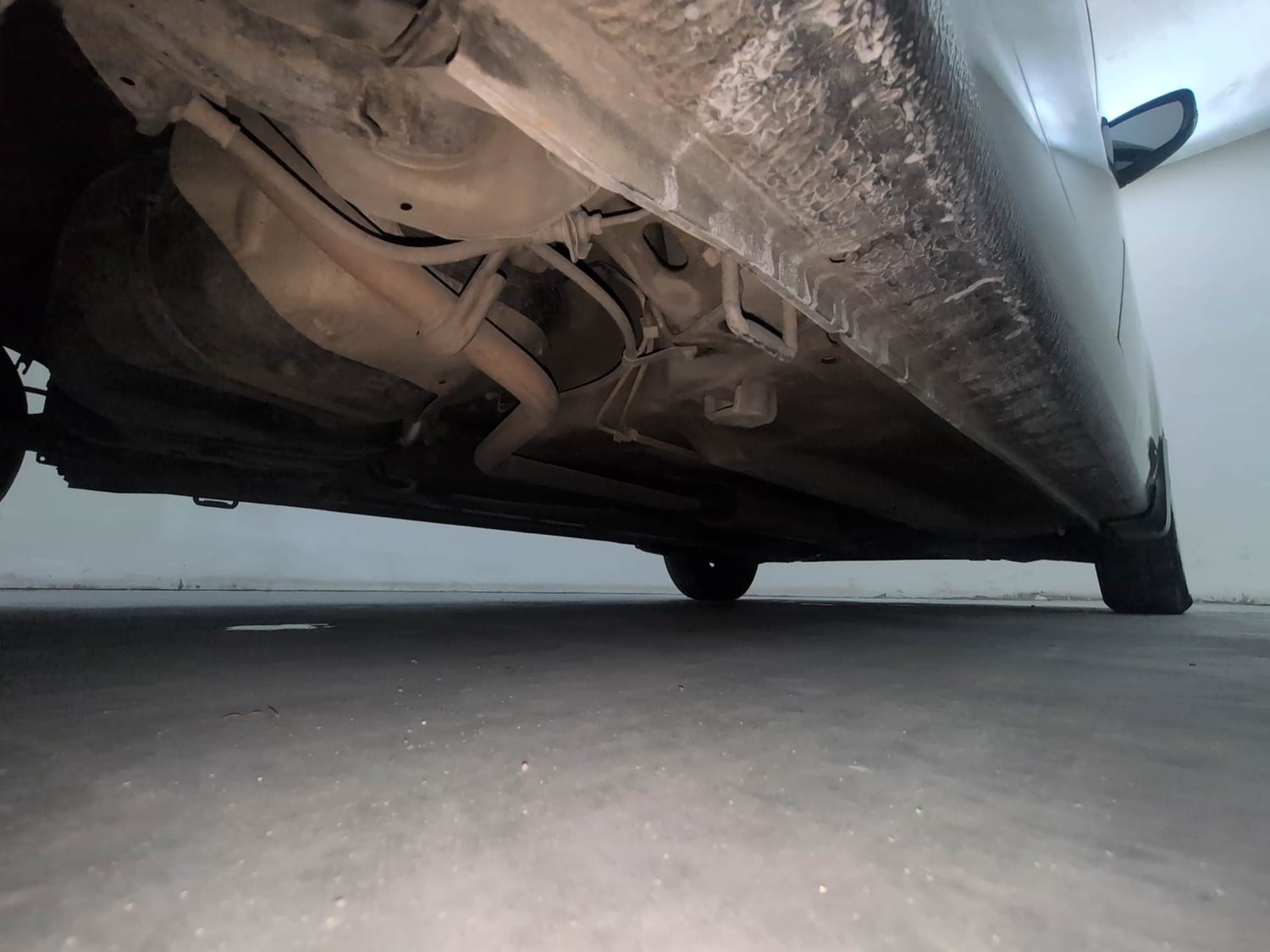 Used 2016 Maruti Suzuki Celerio ZXi AMT Petrol Automatic extra REAR RIGHT UNDERBODY VIEW