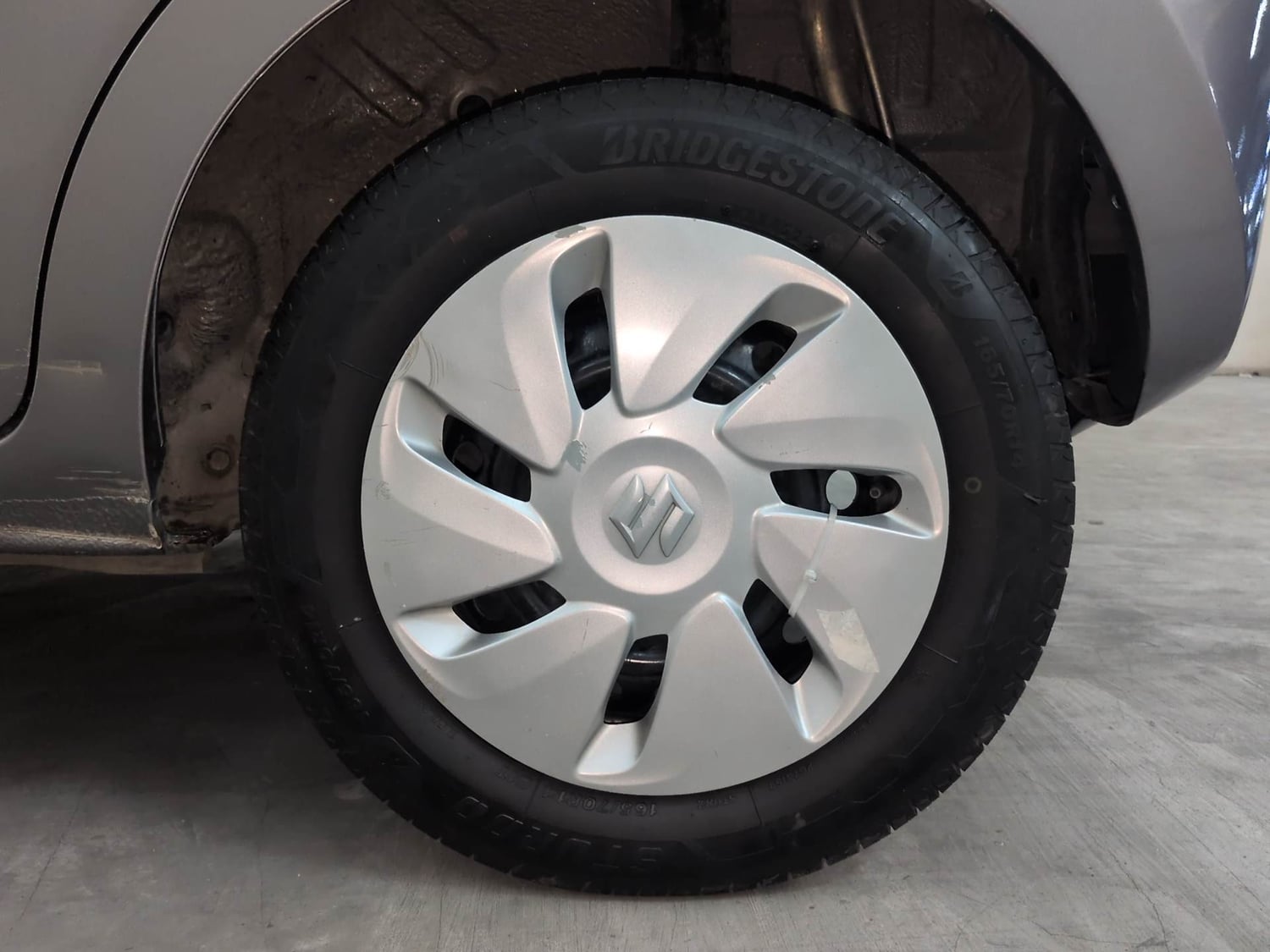 Used 2016 Maruti Suzuki Celerio ZXi AMT Petrol Automatic tyres LEFT REAR TYRE RIM VIEW