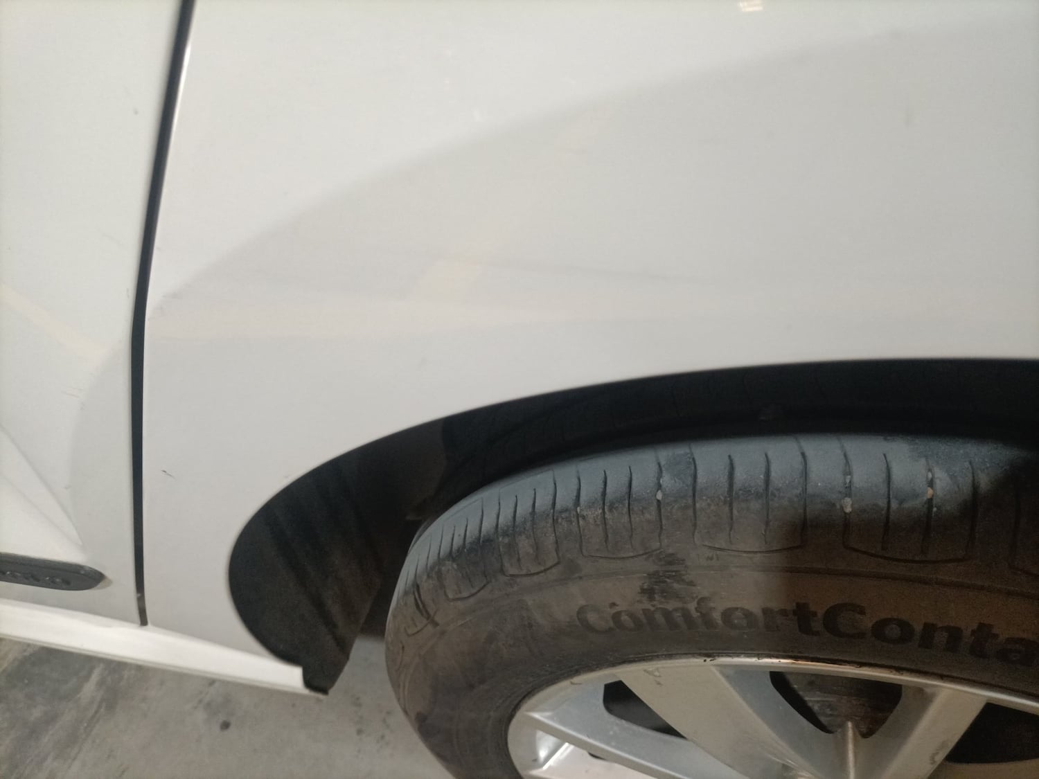 Used 2014 Volkswagen Polo Highline1.2L (P) Petrol Manual dents MINOR SCRATCH