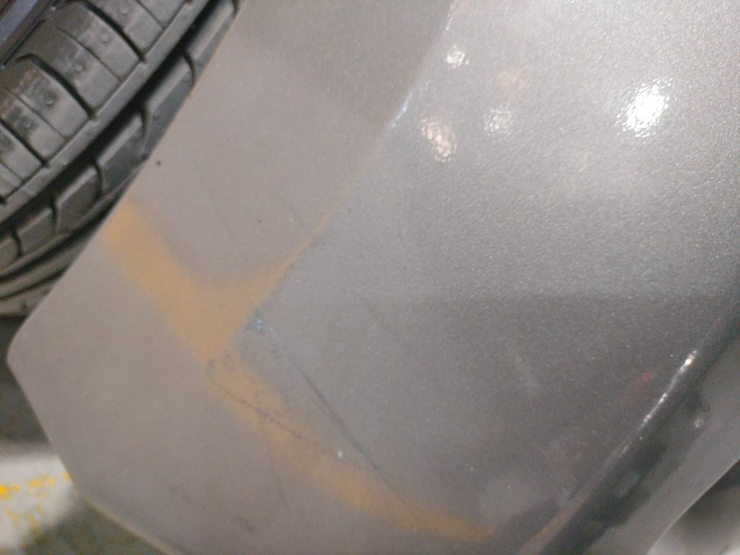 Used 2013 Hyundai Eon Magna Petrol Manual dents MINOR SCRATCH