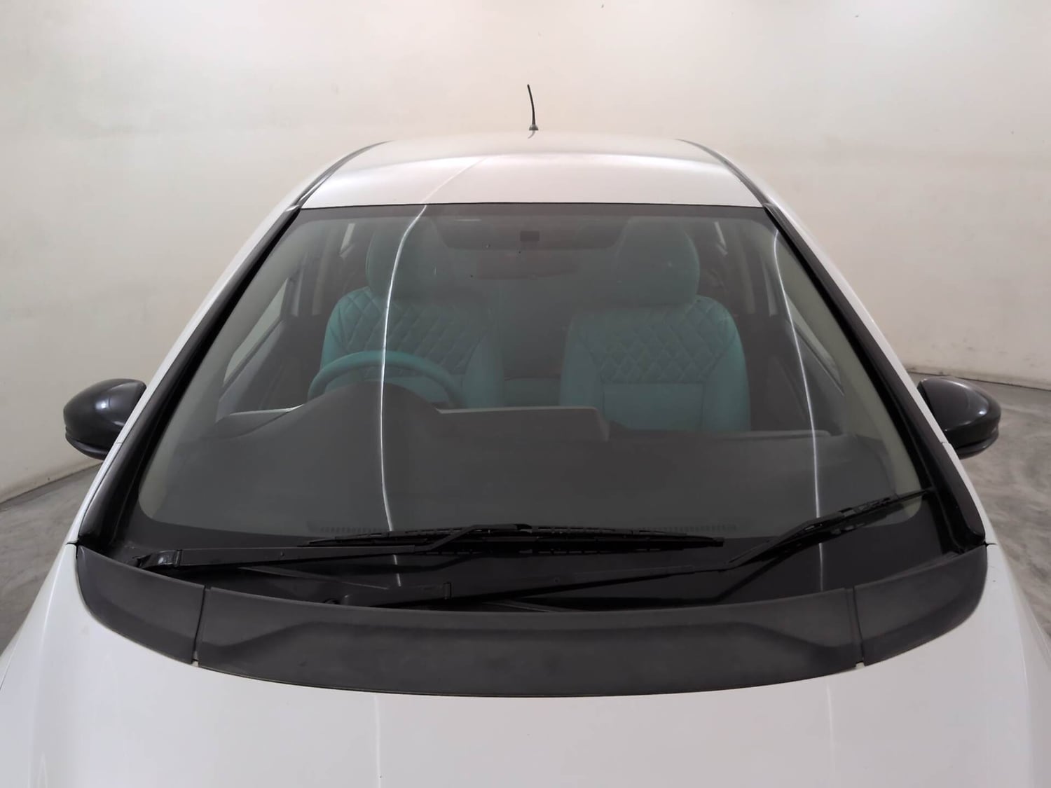 Used 2015 Honda Jazz V AT Petrol Petrol Automatic exterior FRONT WINDSHIELD VIEW