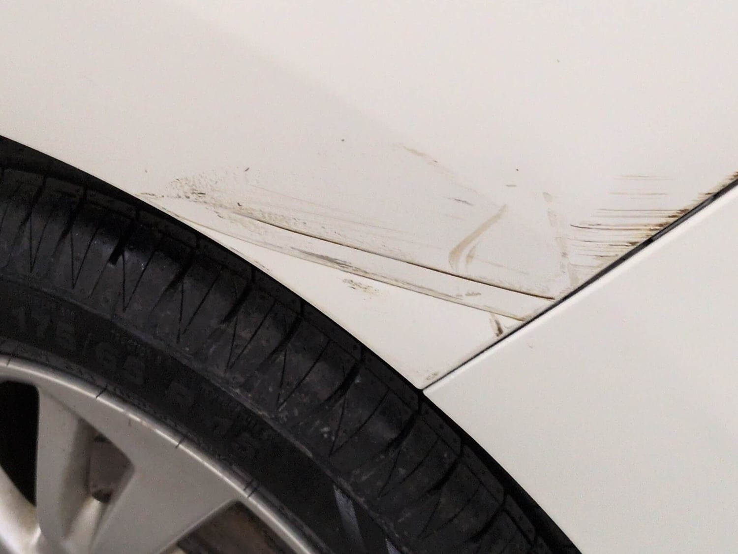 Used 2015 Honda Jazz V AT Petrol Petrol Automatic dents MINOR DENT