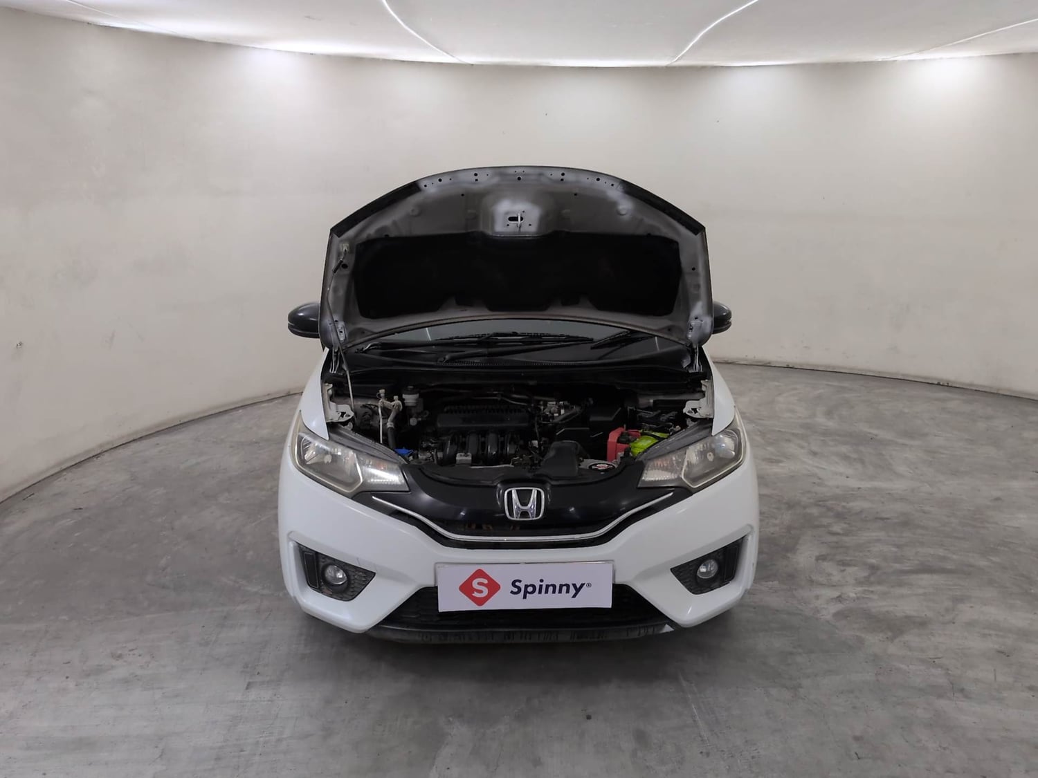 Used 2015 Honda Jazz V AT Petrol Petrol Automatic engine ENGINE & BONNET OPEN FRONT VIEW