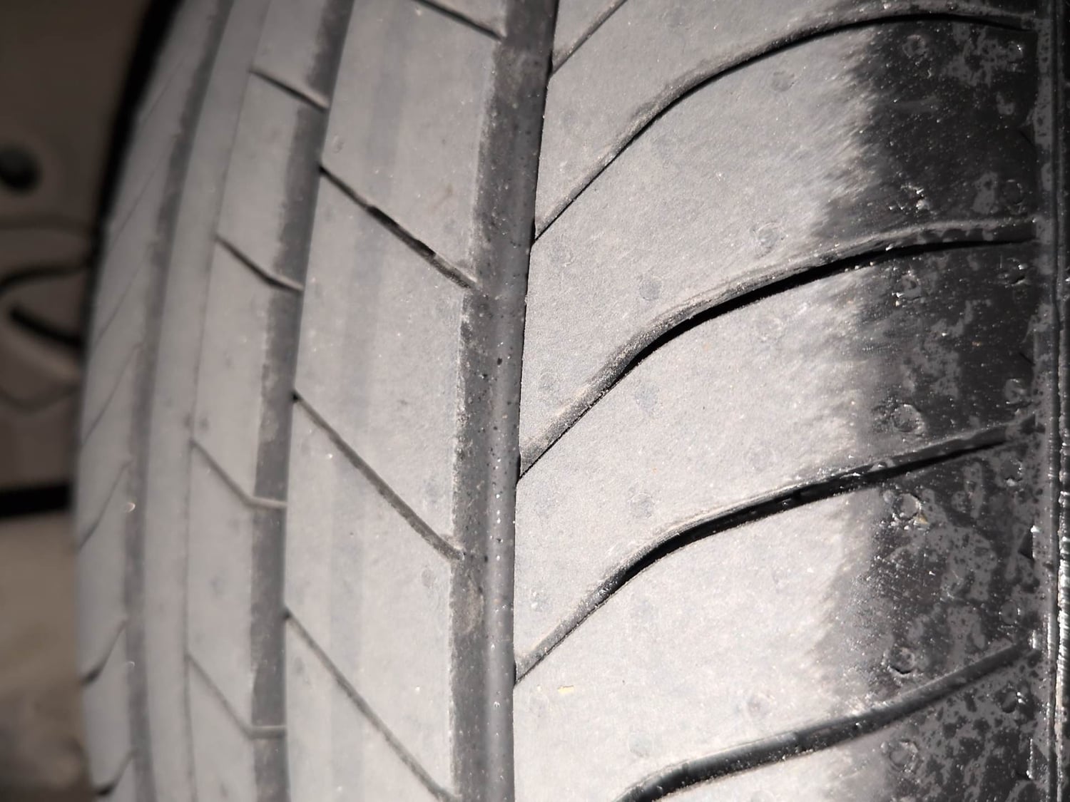 Used 2022 Honda City 4th Generation V Petrol Petrol Manual tyres LEFT FRONT TYRE TREAD VIEW
