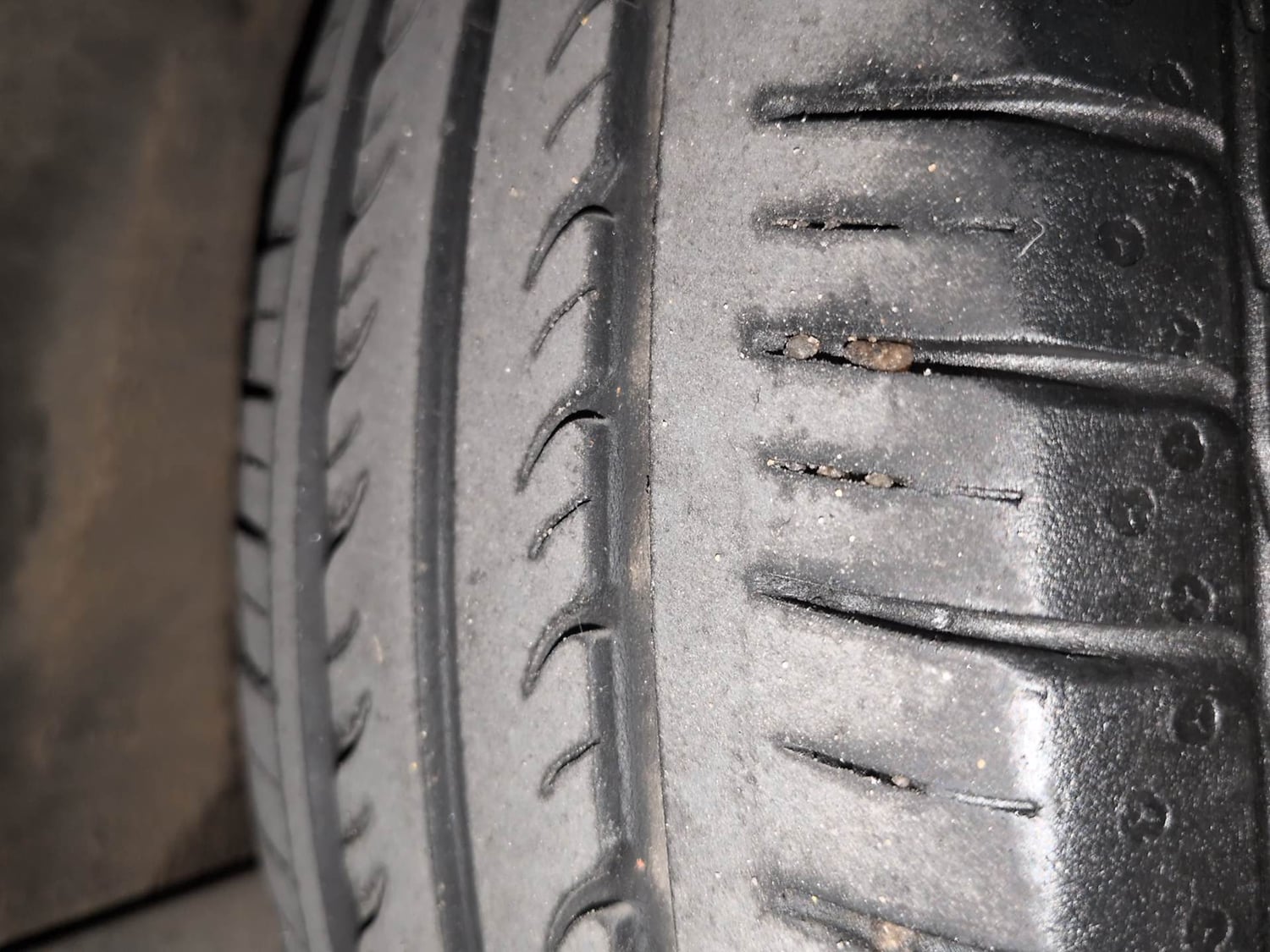 Used 2022 Honda City 4th Generation V Petrol Petrol Manual tyres RIGHT REAR TYRE TREAD VIEW