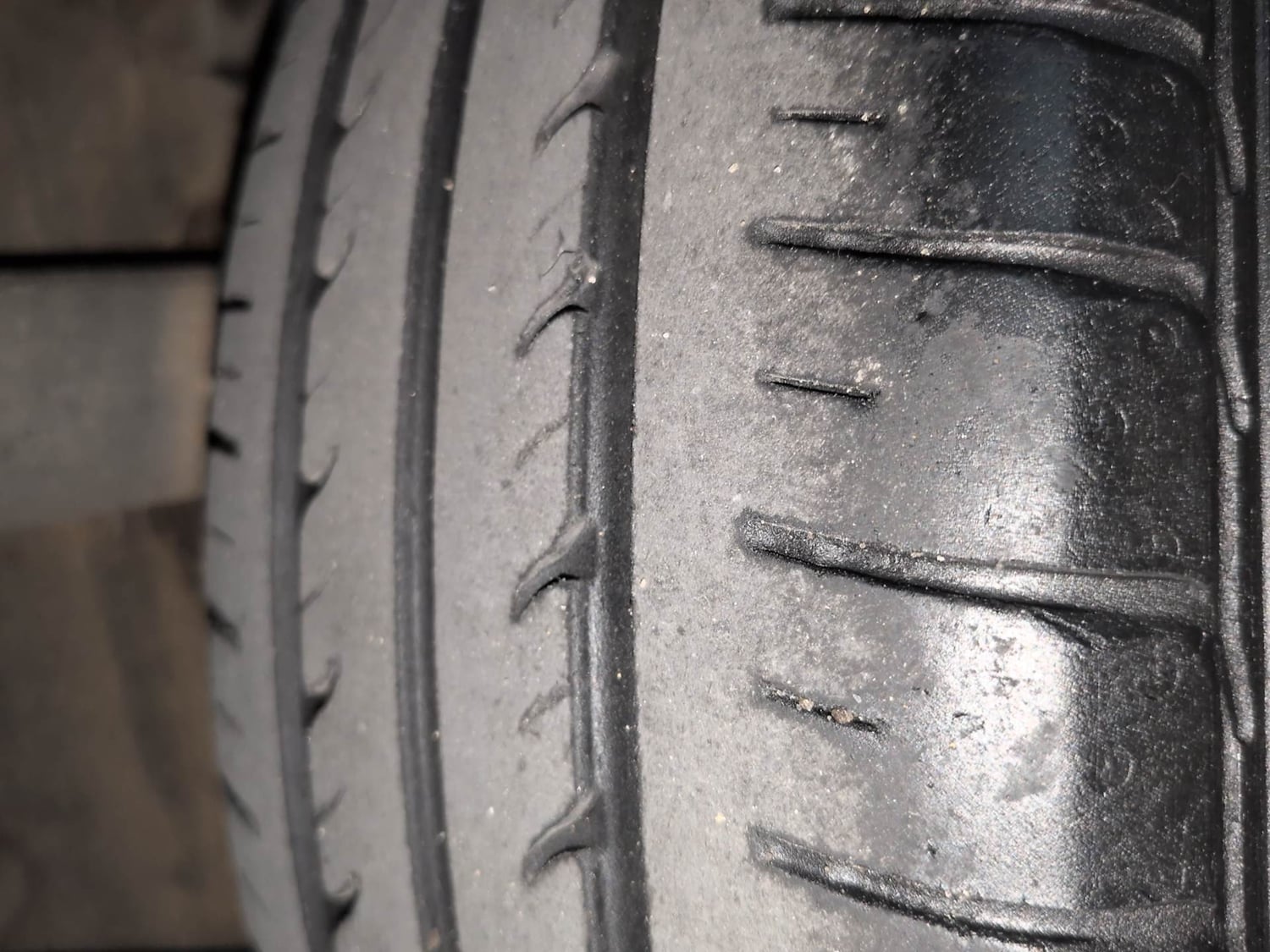 Used 2022 Honda City 4th Generation V Petrol Petrol Manual tyres LEFT REAR TYRE TREAD VIEW
