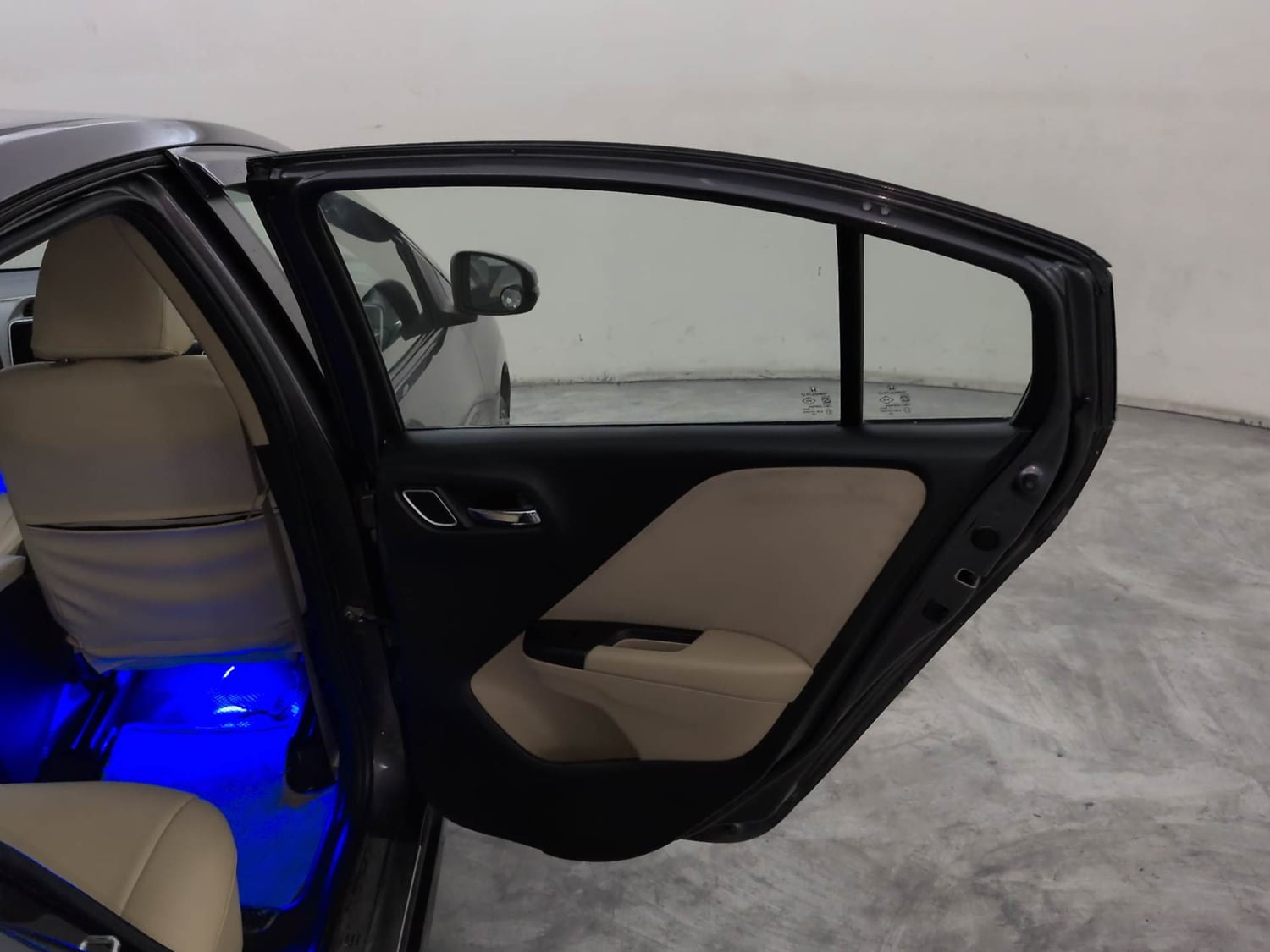 Used 2022 Honda City 4th Generation V Petrol Petrol Manual interior RIGHT REAR DOOR OPEN VIEW