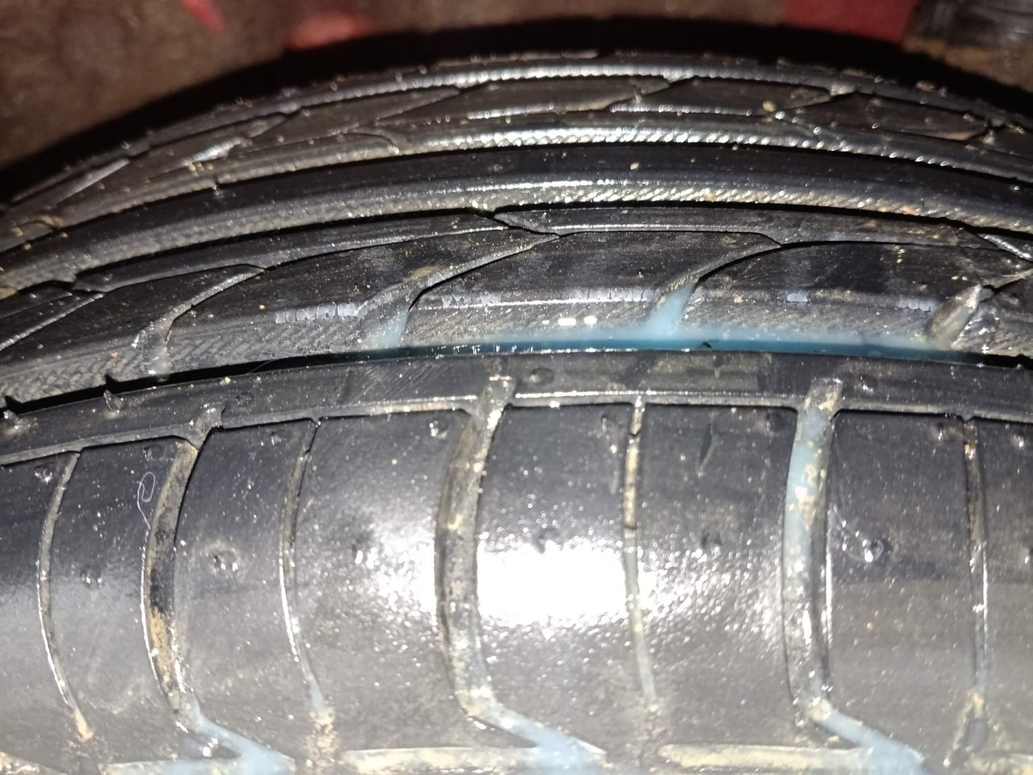 Used 2015 Hyundai Eon Magna + Petrol Manual tyres LEFT REAR TYRE TREAD VIEW