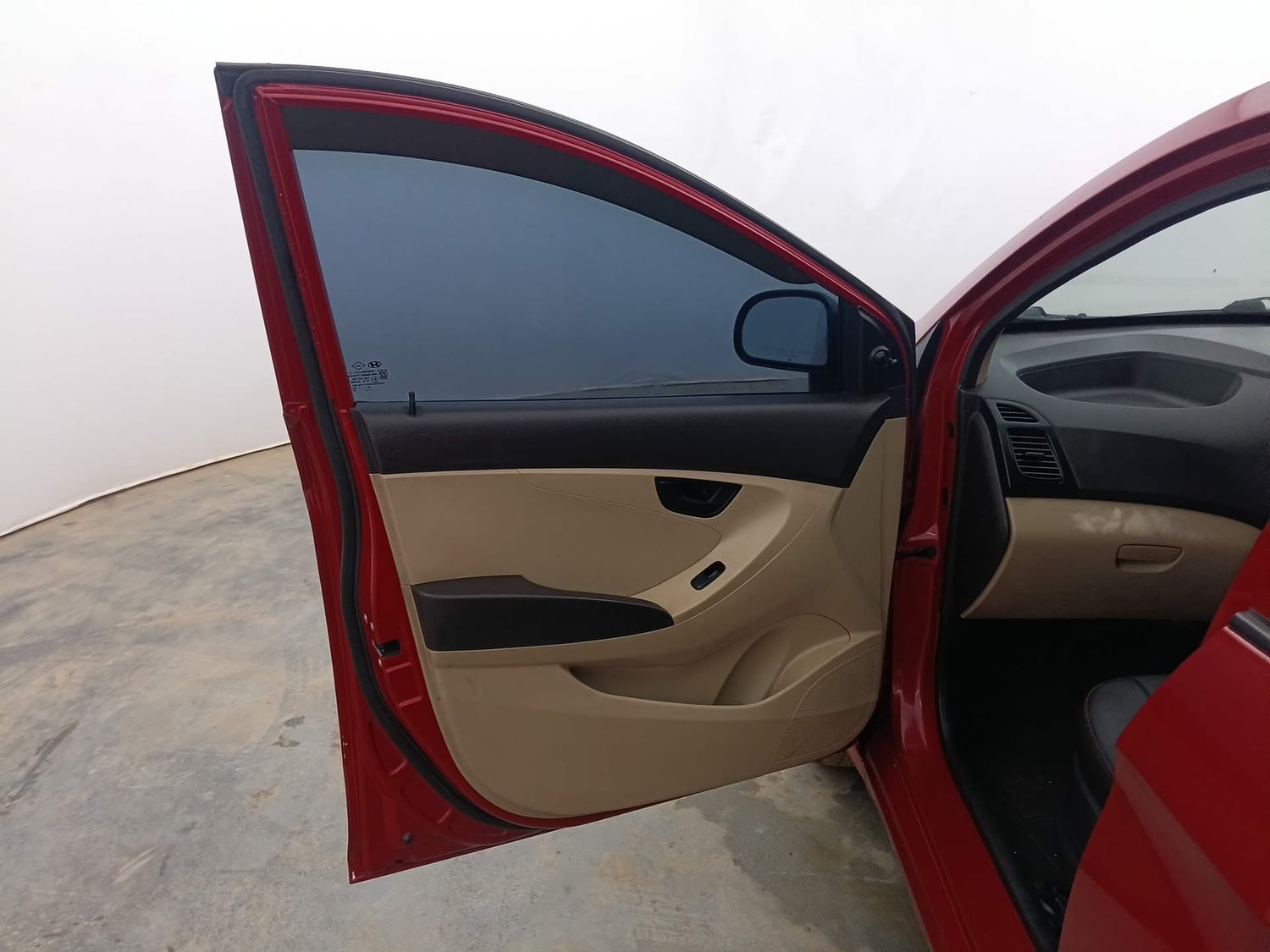 Used 2015 Hyundai Eon Magna + Petrol Manual interior LEFT FRONT DOOR OPEN VIEW