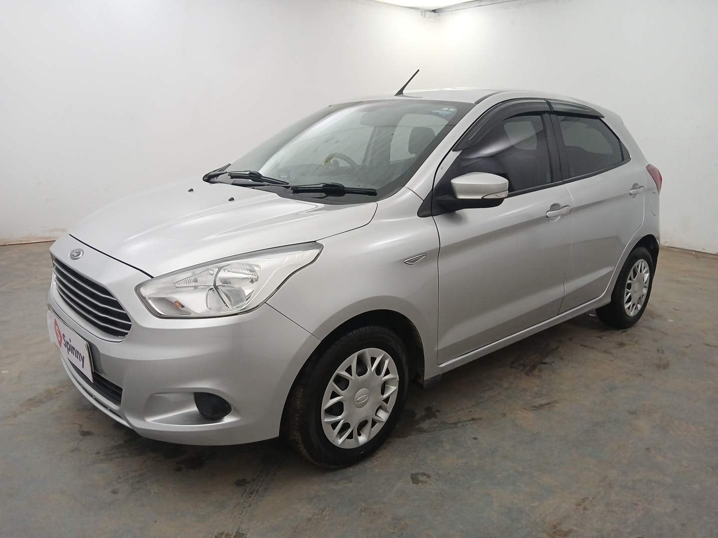 Used 2016 Ford Figo Trend 1.2 Ti-VCT Petrol Manual exterior LEFT FRONT CORNER VIEW