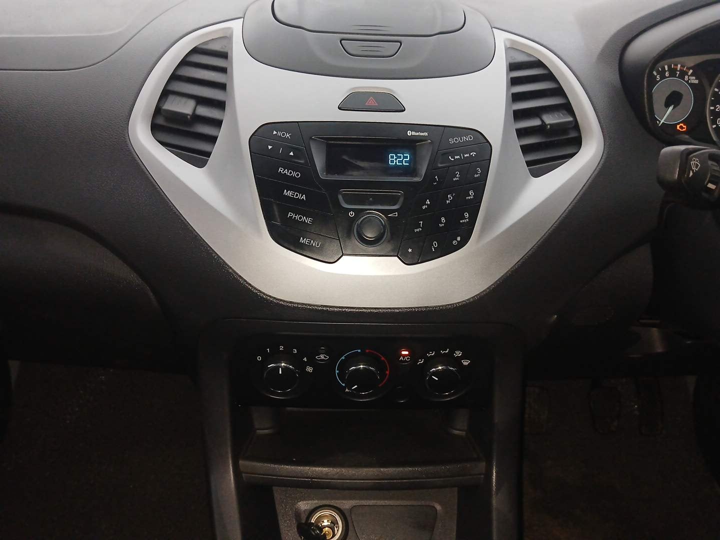 Used 2016 Ford Figo Trend 1.2 Ti-VCT Petrol Manual interior MUSIC SYSTEM & AC CONTROL VIEW