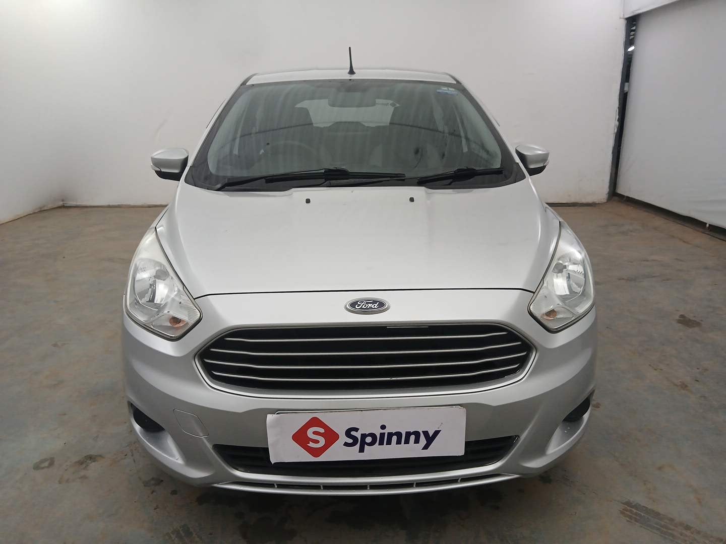 Used 2016 Ford Figo Trend 1.2 Ti-VCT Petrol Manual exterior FRONT VIEW