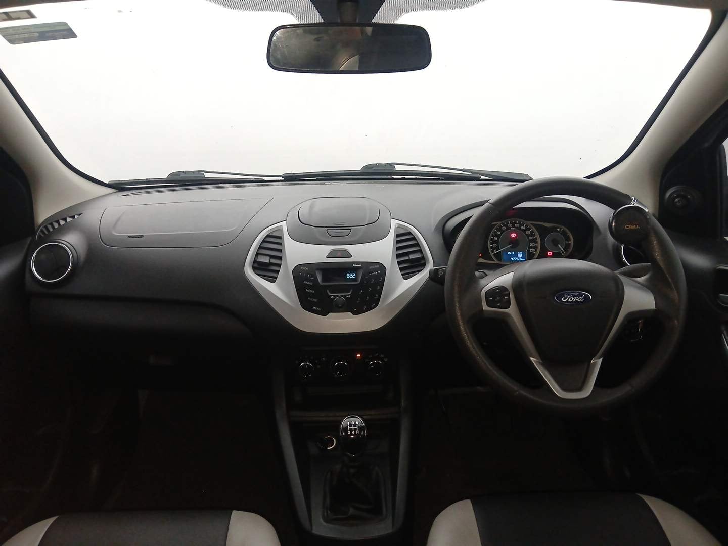 Used 2016 Ford Figo Trend 1.2 Ti-VCT Petrol Manual interior DASHBOARD VIEW
