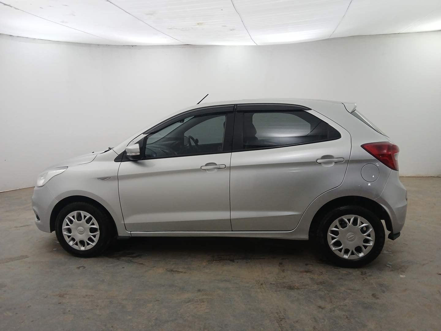 Used 2016 Ford Figo Trend 1.2 Ti-VCT Petrol Manual exterior LEFT SIDE VIEW