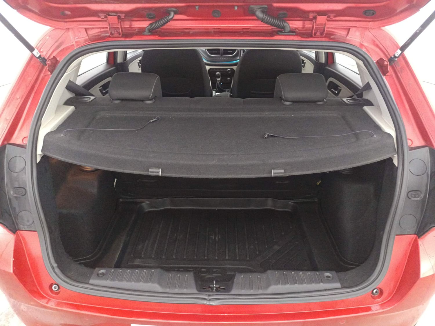 Used 2021 Tata Altroz XZ i-Turbo Petrol Petrol Manual interior DICKY INSIDE VIEW