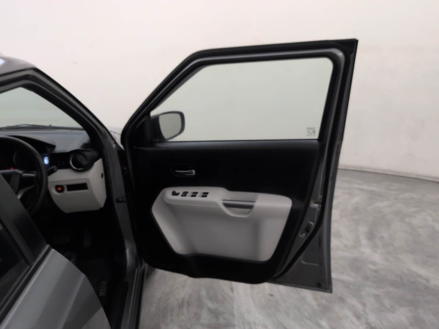 Used 2022 Maruti Suzuki Ignis Zeta 1.2 AMT Petrol Automatic interior RIGHT FRONT DOOR OPEN VIEW