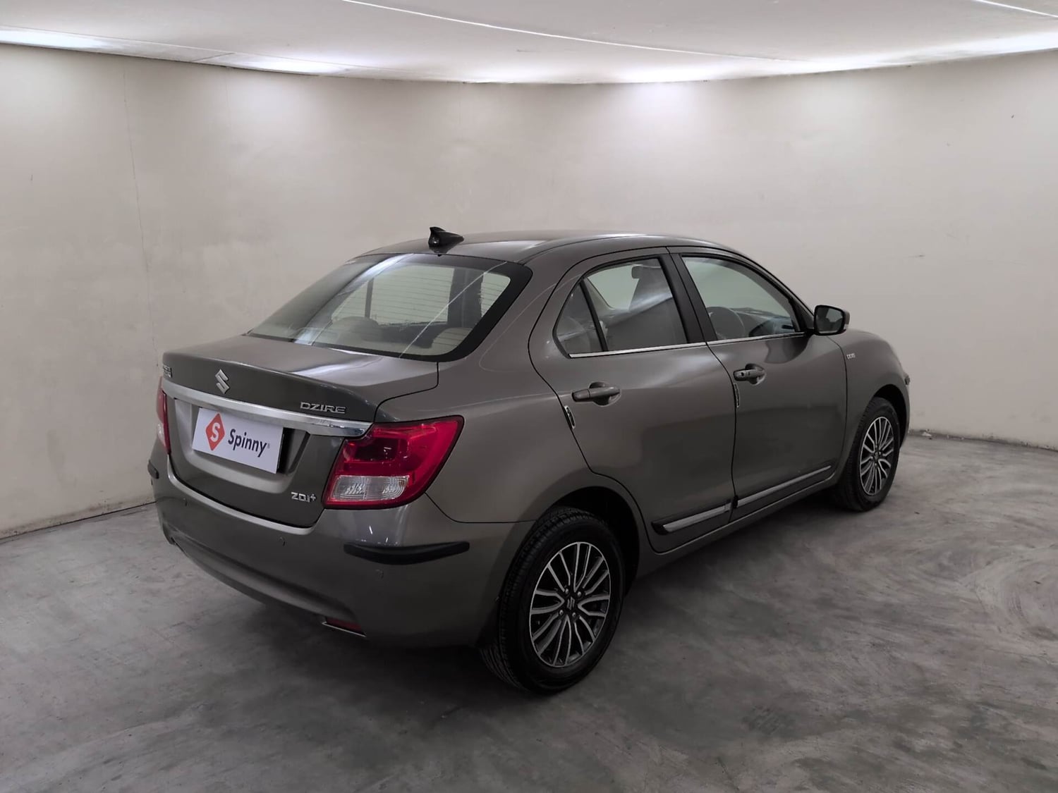 Used 2019 Maruti Suzuki Dzire ZDi Plus Diesel Manual exterior RIGHT REAR CORNER VIEW