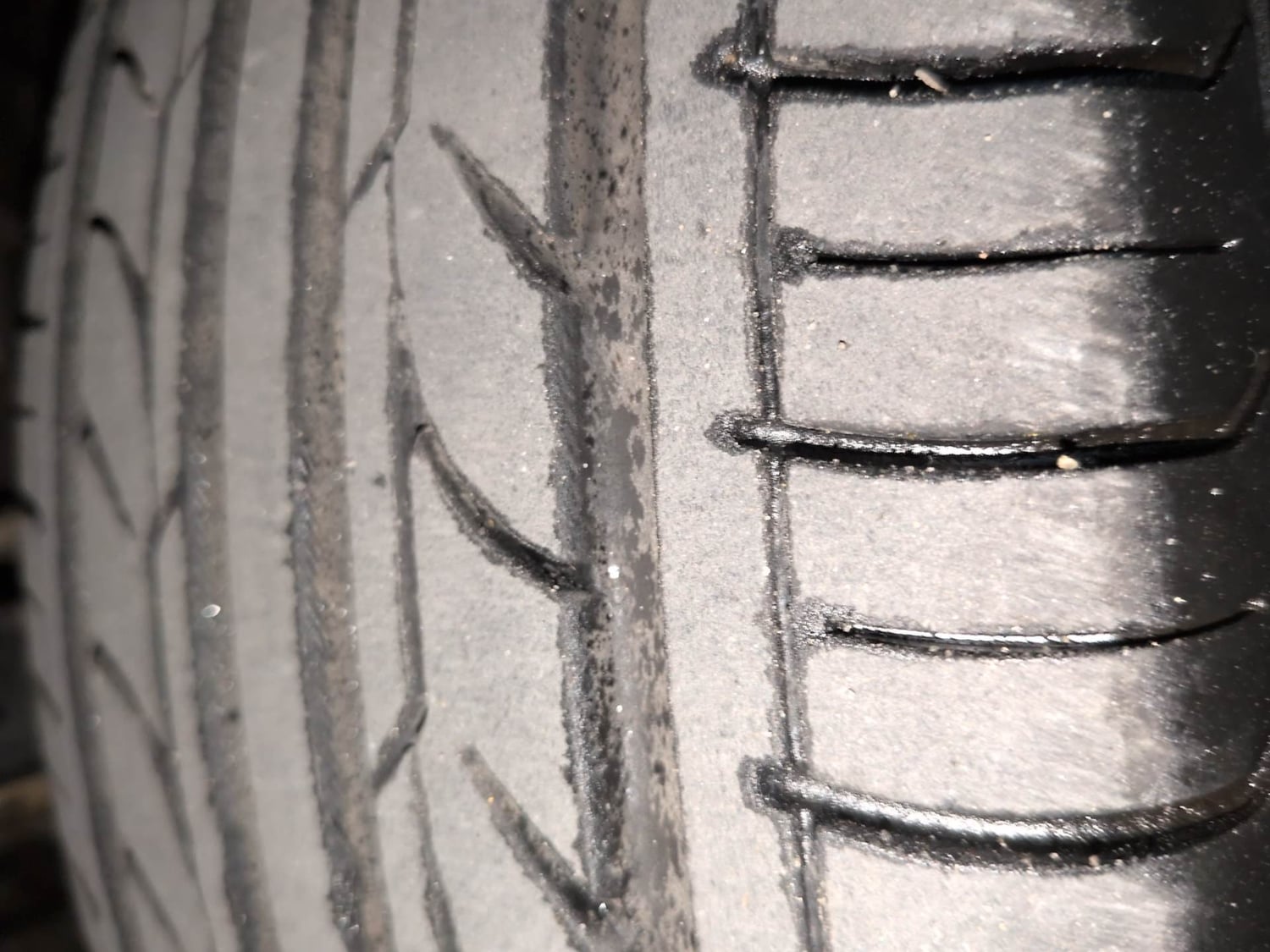 Used 2019 Maruti Suzuki Dzire ZDi Plus Diesel Manual tyres RIGHT FRONT TYRE TREAD VIEW