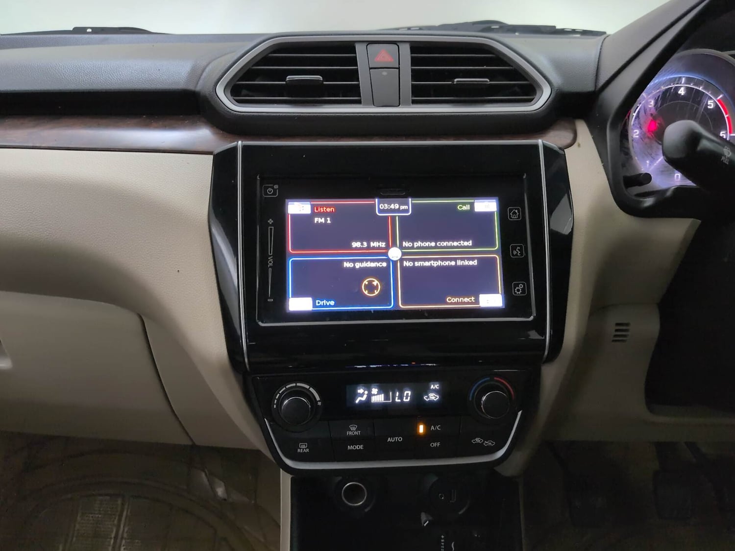 Used 2019 Maruti Suzuki Dzire ZDi Plus Diesel Manual interior MUSIC SYSTEM & AC CONTROL VIEW