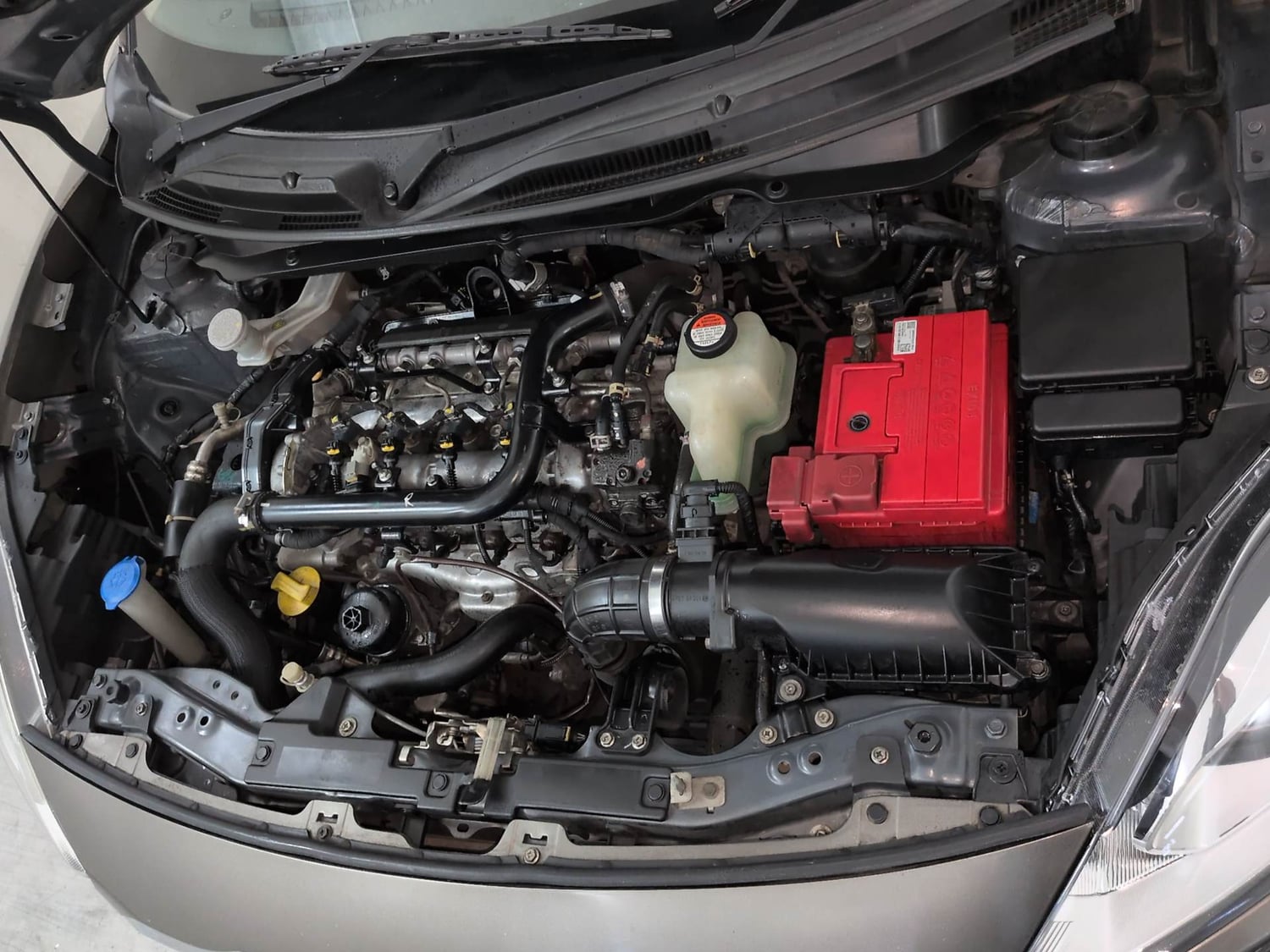 Used 2019 Maruti Suzuki Dzire ZDi Plus Diesel Manual engine ENGINE LEFT SIDE VIEW