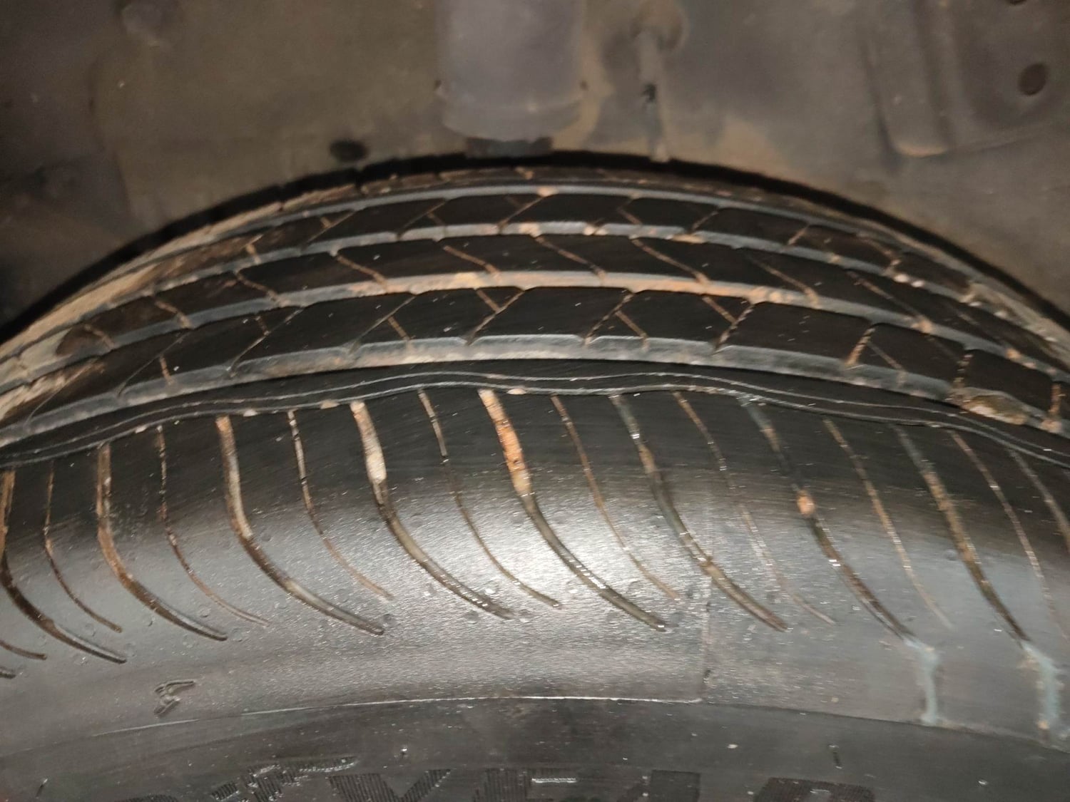 Used 2021 Tata Nexon XZ Plus Dual Tone Petrol Manual tyres RIGHT REAR TYRE TREAD VIEW