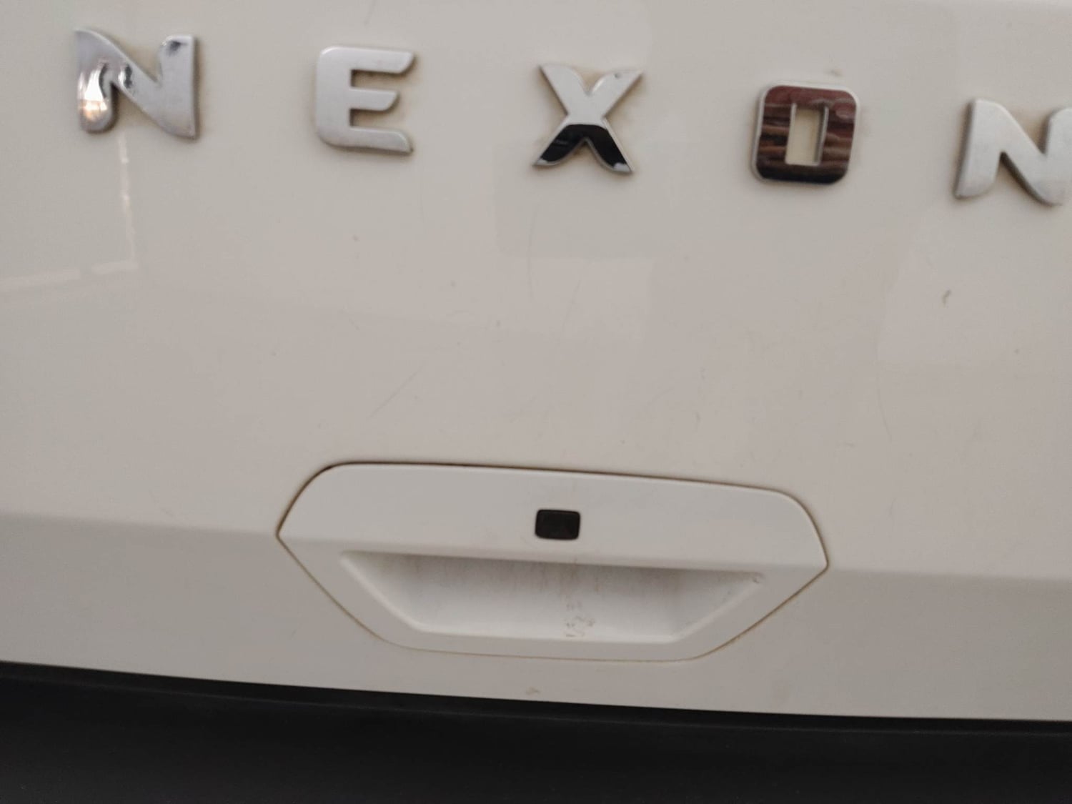 Used 2021 Tata Nexon XZ Plus Dual Tone Petrol Manual dents MINOR SCRATCH