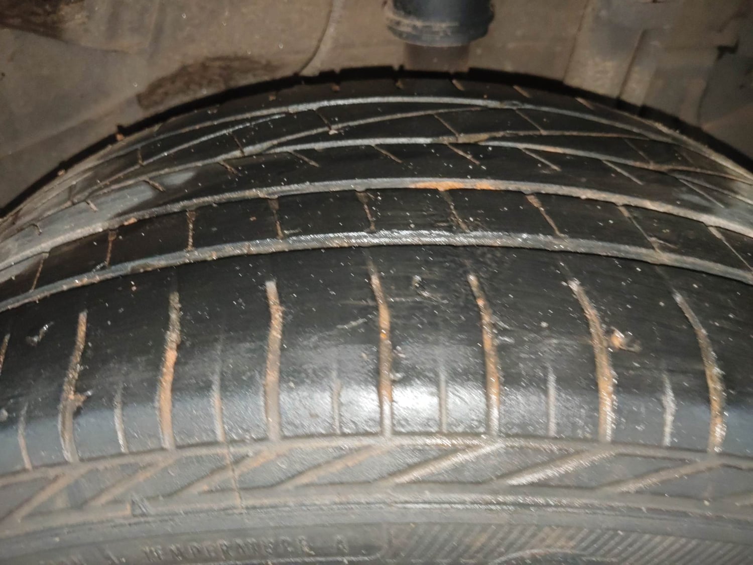 Used 2021 Tata Nexon XZ Plus Dual Tone Petrol Manual tyres LEFT REAR TYRE TREAD VIEW