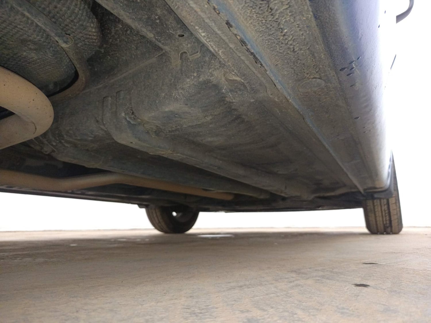 Used 2018 Hyundai Elite i20 Asta 1.2 Petrol Manual extra REAR RIGHT UNDERBODY VIEW