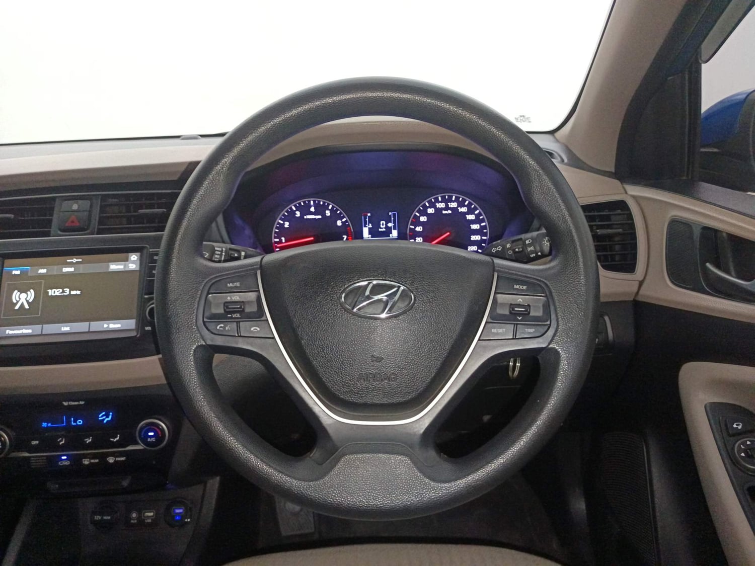 Used 2018 Hyundai Elite i20 Asta 1.2 Petrol Manual interior STEERING VIEW