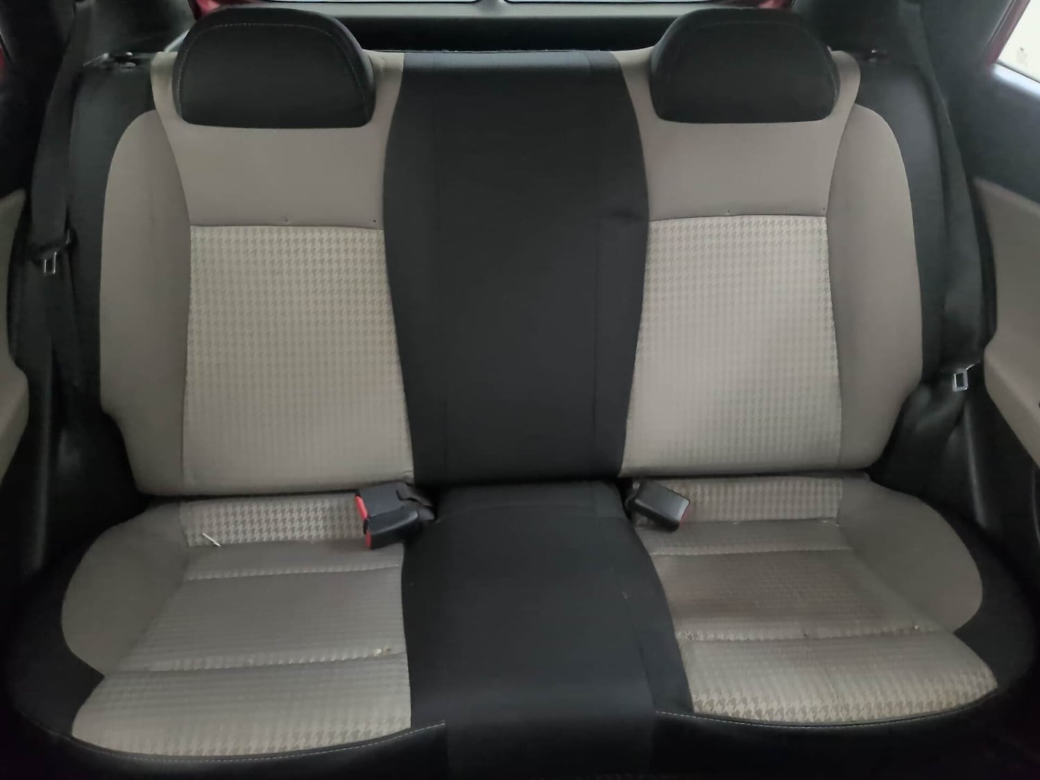 Used 2019 Hyundai Elite i20 Sportz 1.4 CRDI Diesel Manual interior REAR SEAT CONDITION VIEW