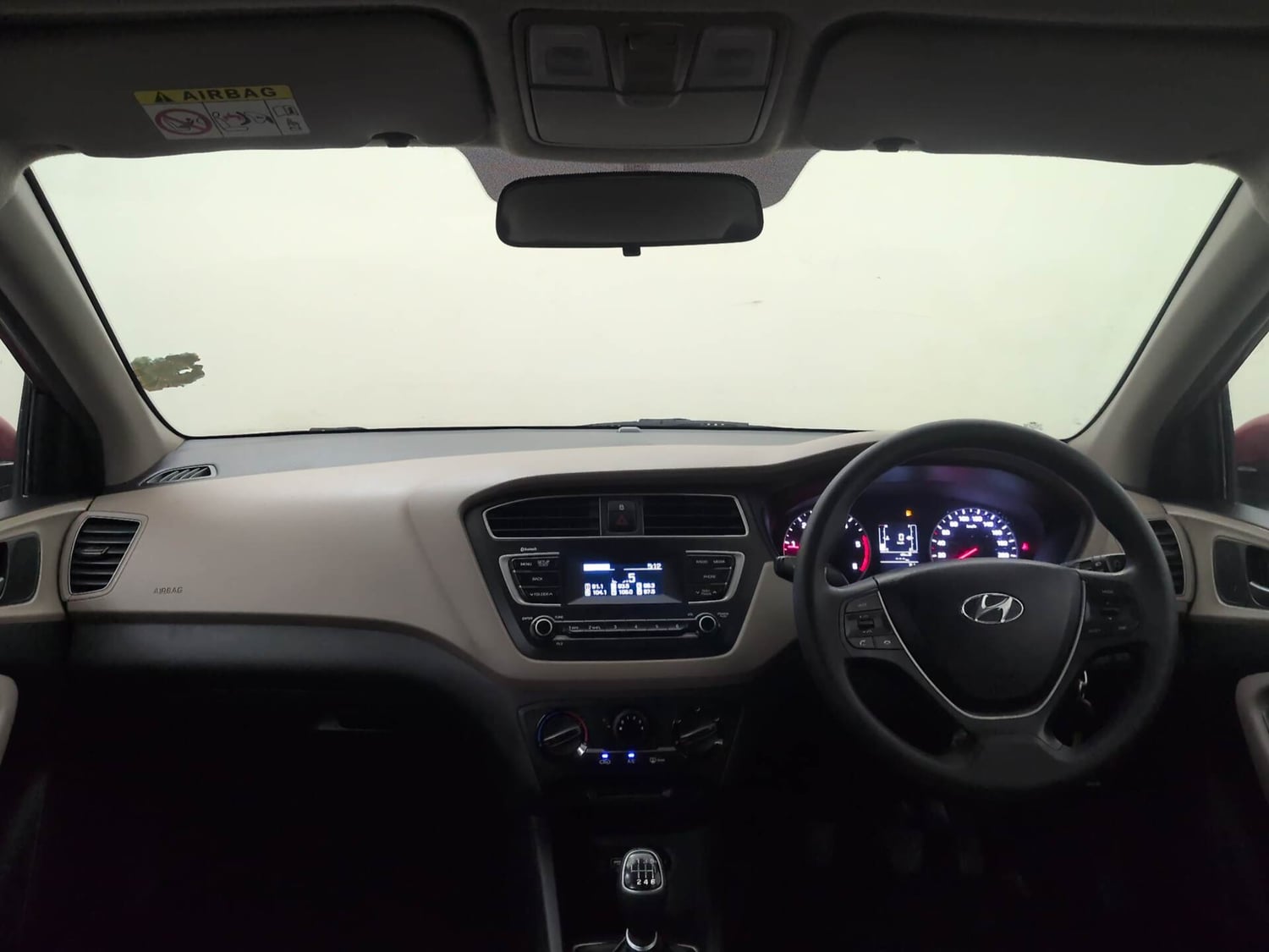 Used 2019 Hyundai Elite i20 Sportz 1.4 CRDI Diesel Manual interior DASHBOARD VIEW