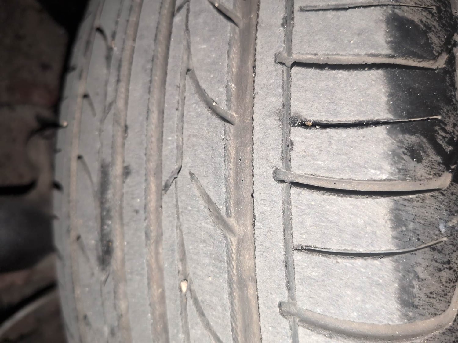 Used 2019 Hyundai Elite i20 Sportz 1.4 CRDI Diesel Manual tyres RIGHT FRONT TYRE TREAD VIEW