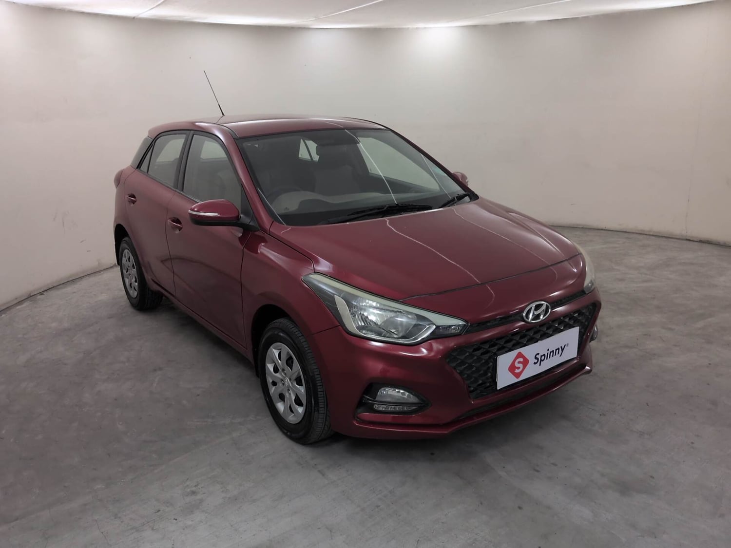 Used 2019 Hyundai Elite i20 Sportz 1.4 CRDI Diesel Manual exterior RIGHT FRONT CORNER VIEW