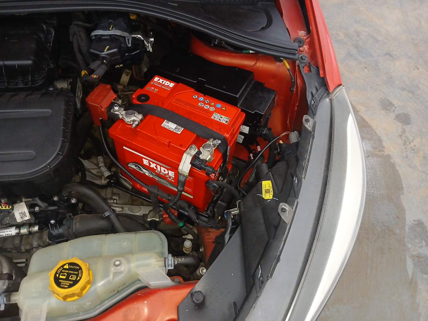 Used 2023 Tata Tiago XZ Plus Dual Tone Petrol Manual engine ENGINE LEFT SIDE VIEW