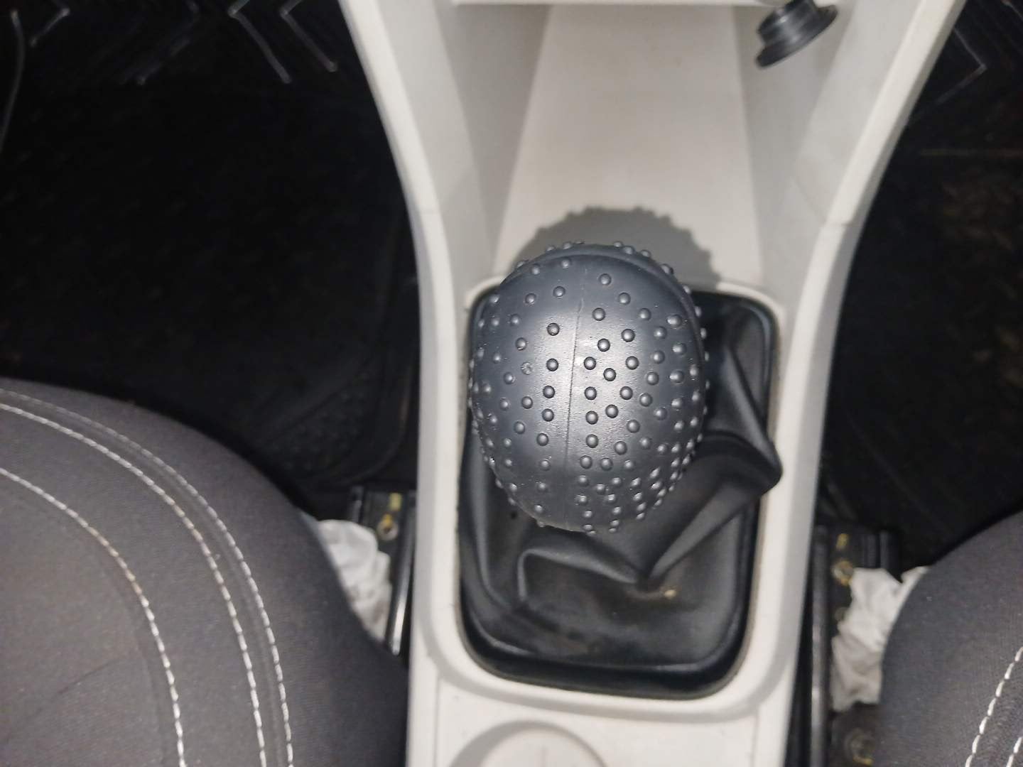 Used 2023 Tata Tiago XZ Plus Dual Tone Petrol Manual interior GEAR  KNOB VIEW