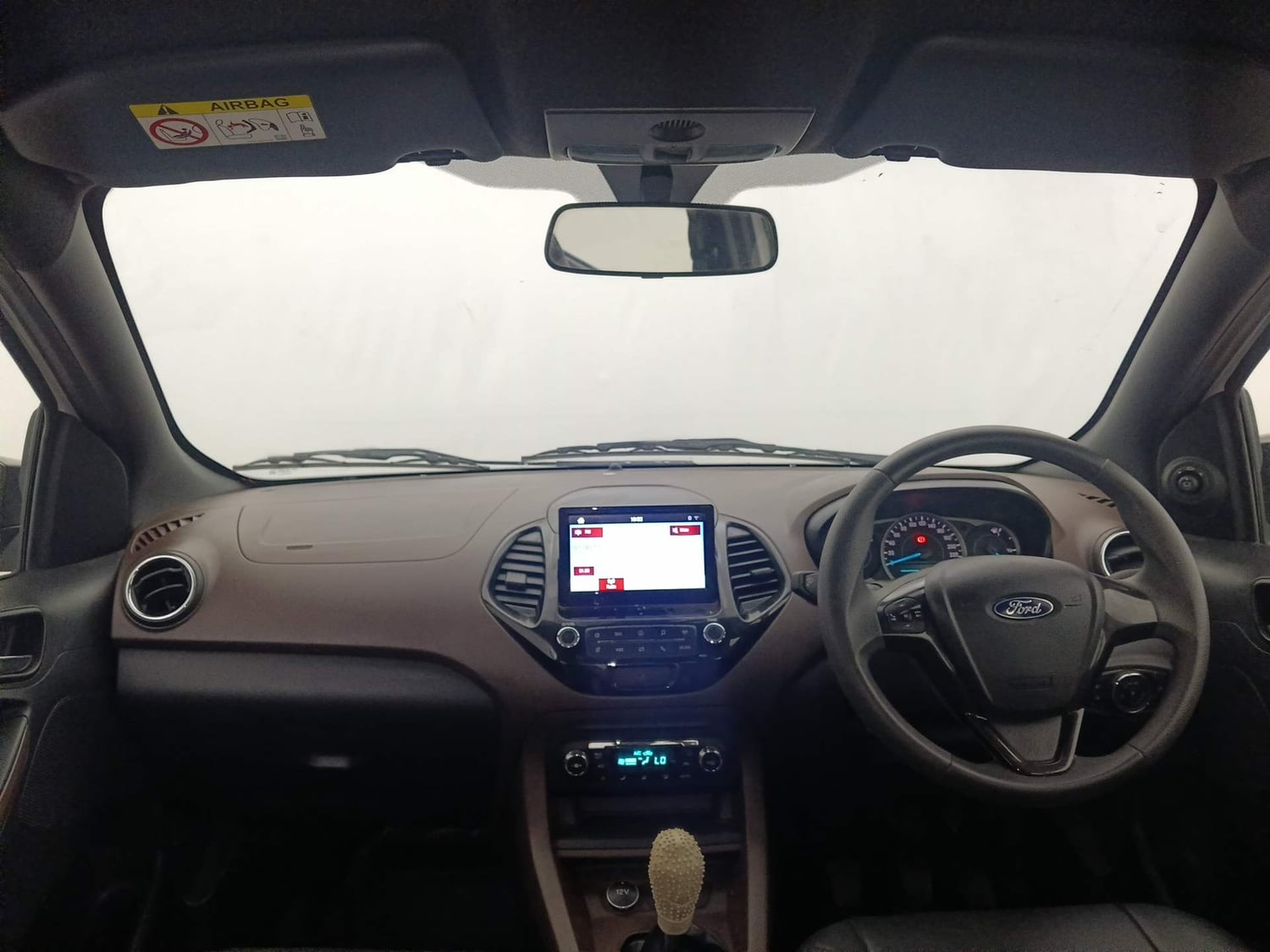 Used 2018 Ford Freestyle Titanium 1.2 Ti-VCT Petrol Manual interior DASHBOARD VIEW