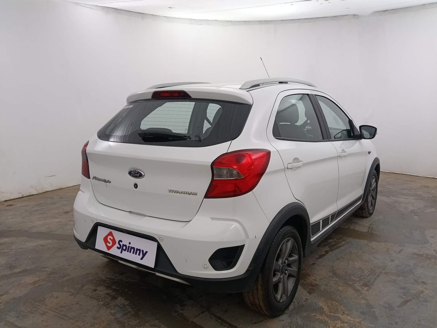 Used 2018 Ford Freestyle Titanium 1.2 Ti-VCT Petrol Manual exterior RIGHT REAR CORNER VIEW