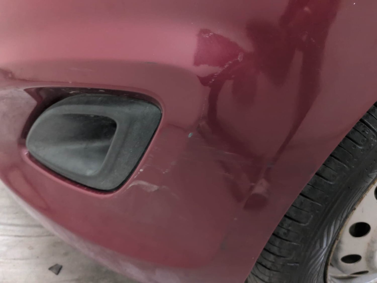Used 2016 Hyundai i10 Magna 1.1 iRDE2 Petrol Manual dents MINOR SCRATCH