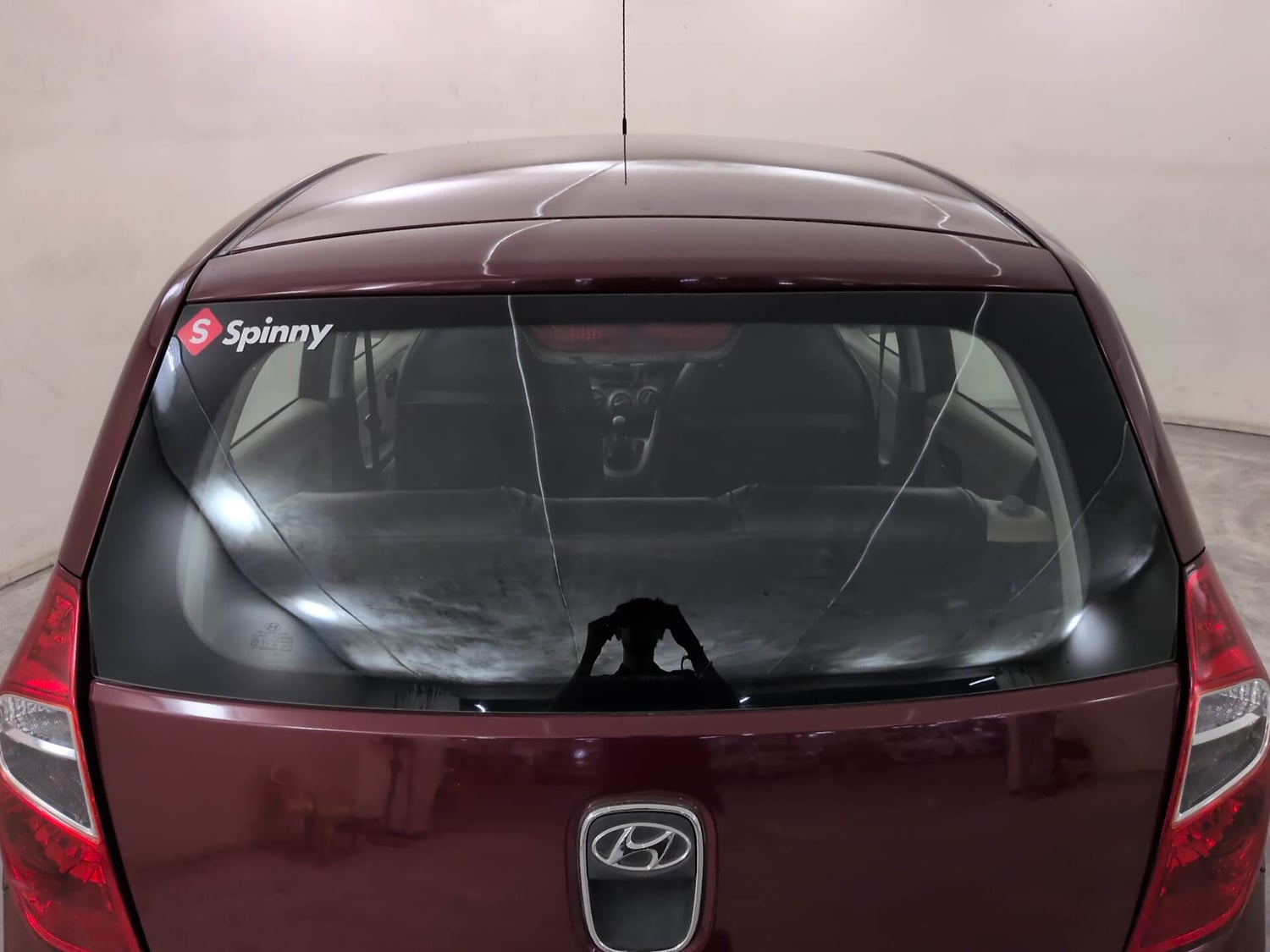 Used 2016 Hyundai i10 Magna 1.1 iRDE2 Petrol Manual exterior BACK WINDSHIELD VIEW