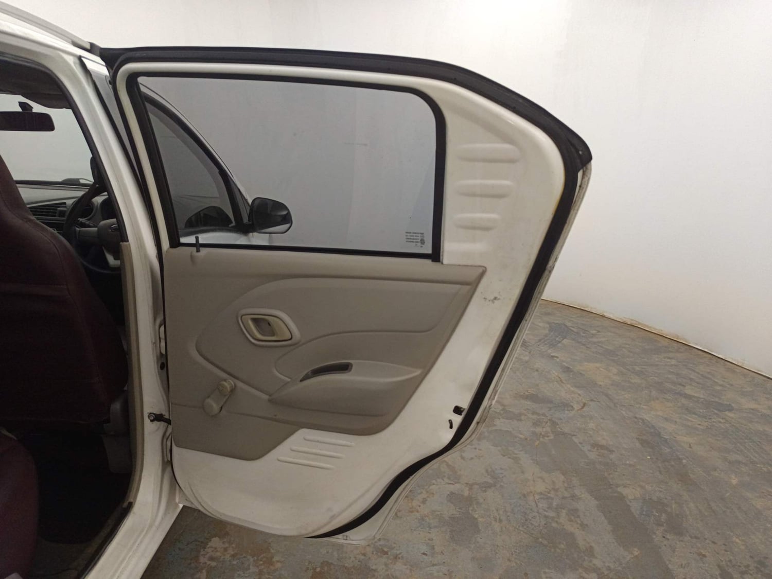 Used 2016 Datsun Redi-GO T (O) Petrol Manual interior RIGHT REAR DOOR OPEN VIEW