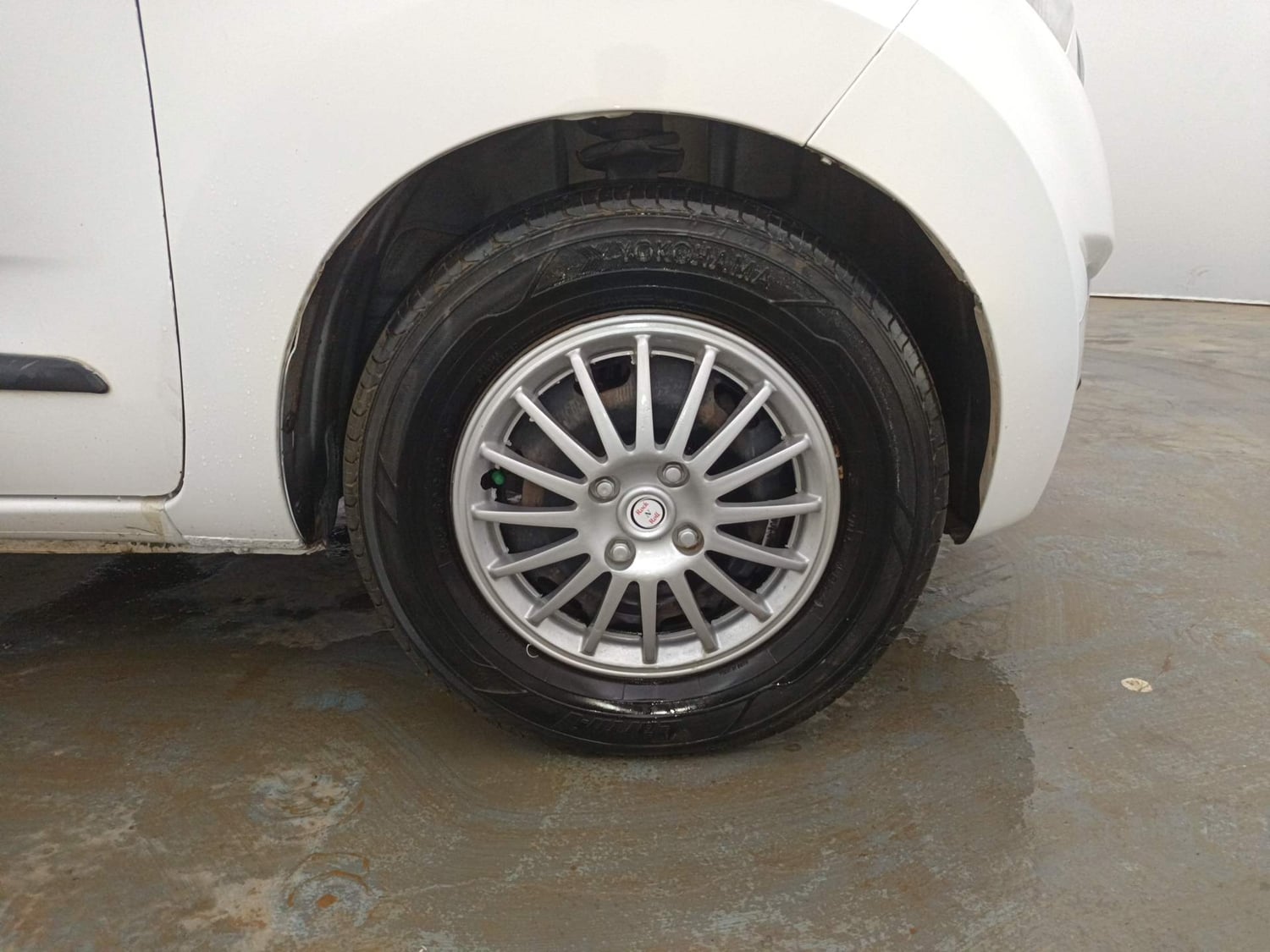 Used 2016 Datsun Redi-GO T (O) Petrol Manual tyres RIGHT FRONT TYRE RIM VIEW