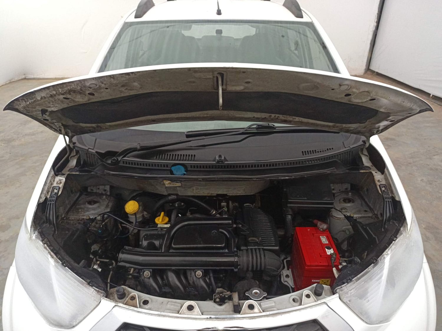 Used 2016 Datsun Redi-GO T (O) Petrol Manual engine ENGINE & BONNET OPEN FRONT VIEW