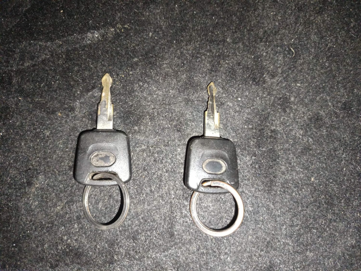 Used 2016 Datsun Redi-GO T (O) Petrol Manual extra CAR KEY VIEW