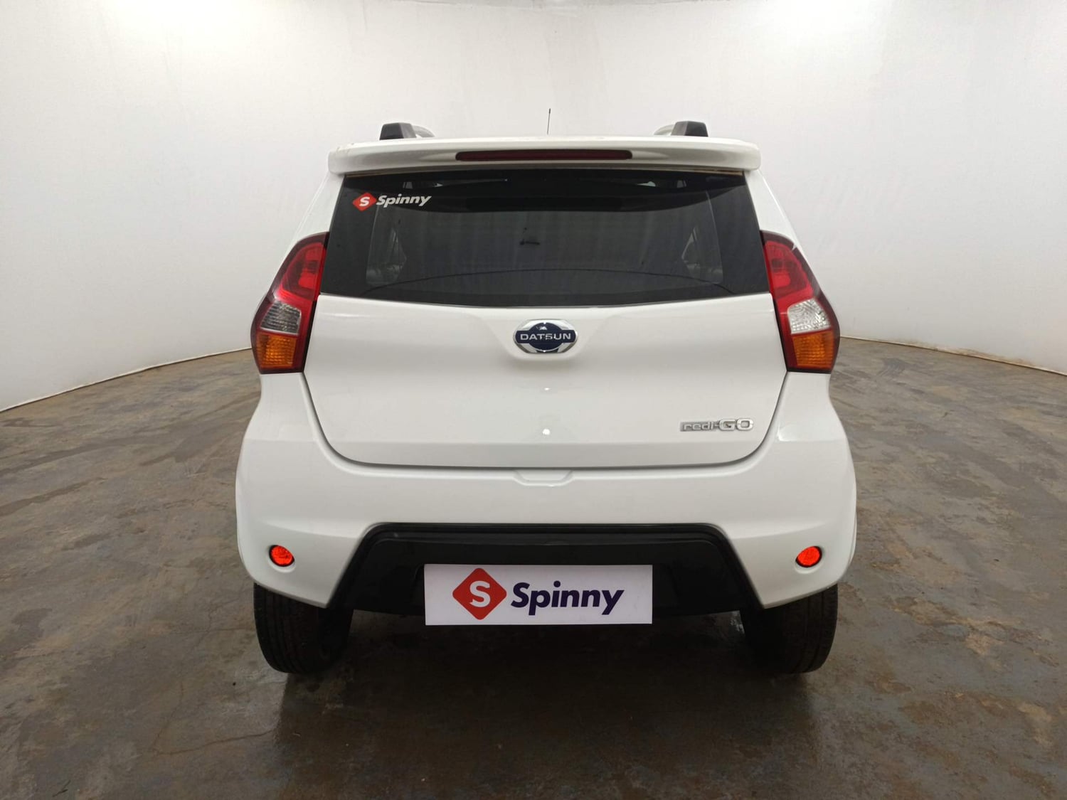 Used 2016 Datsun Redi-GO T (O) Petrol Manual exterior BACK VIEW