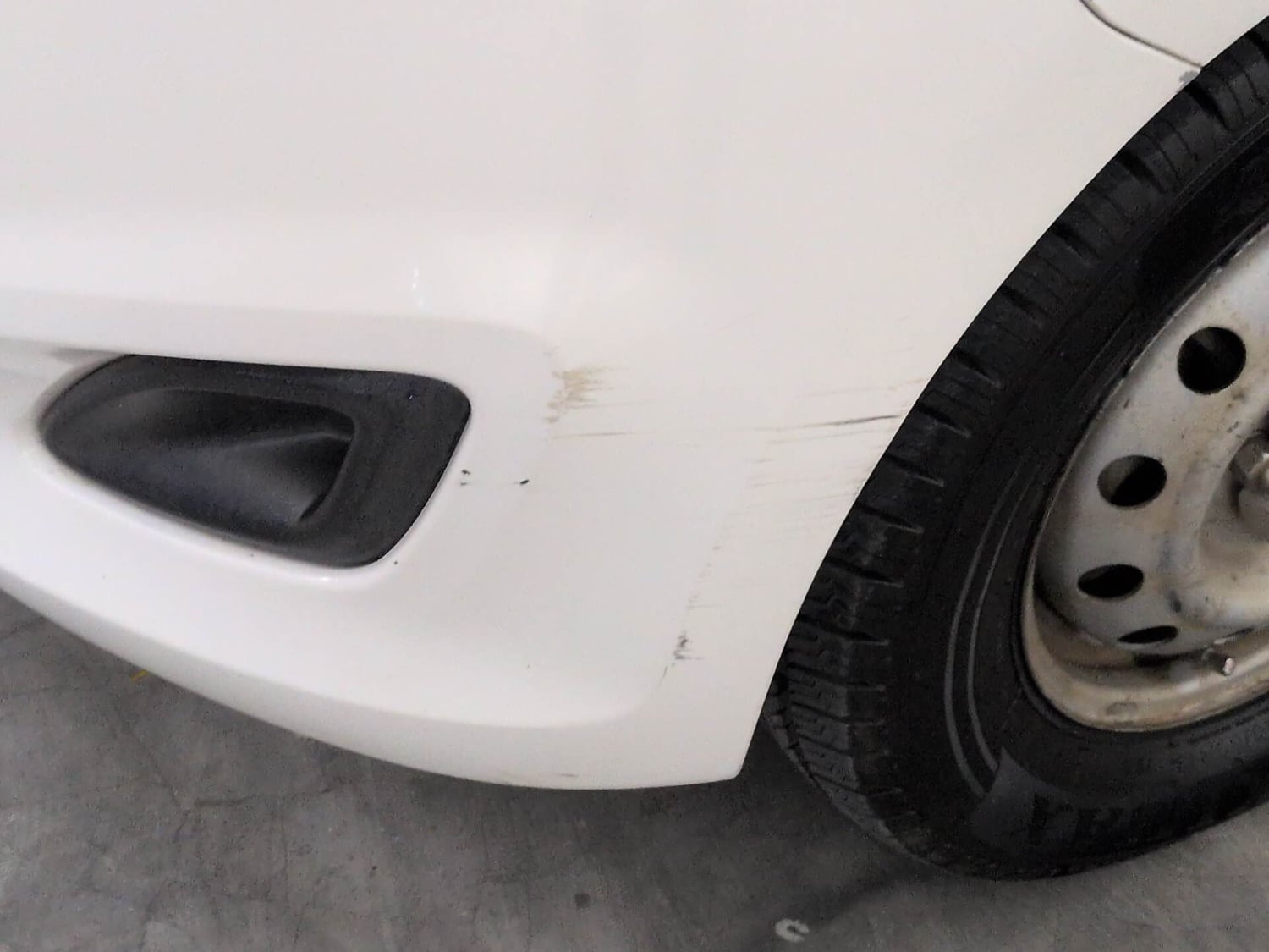 Used 2017 Hyundai i10 Magna 1.1 iRDE2 Petrol Manual dents MINOR SCRATCH