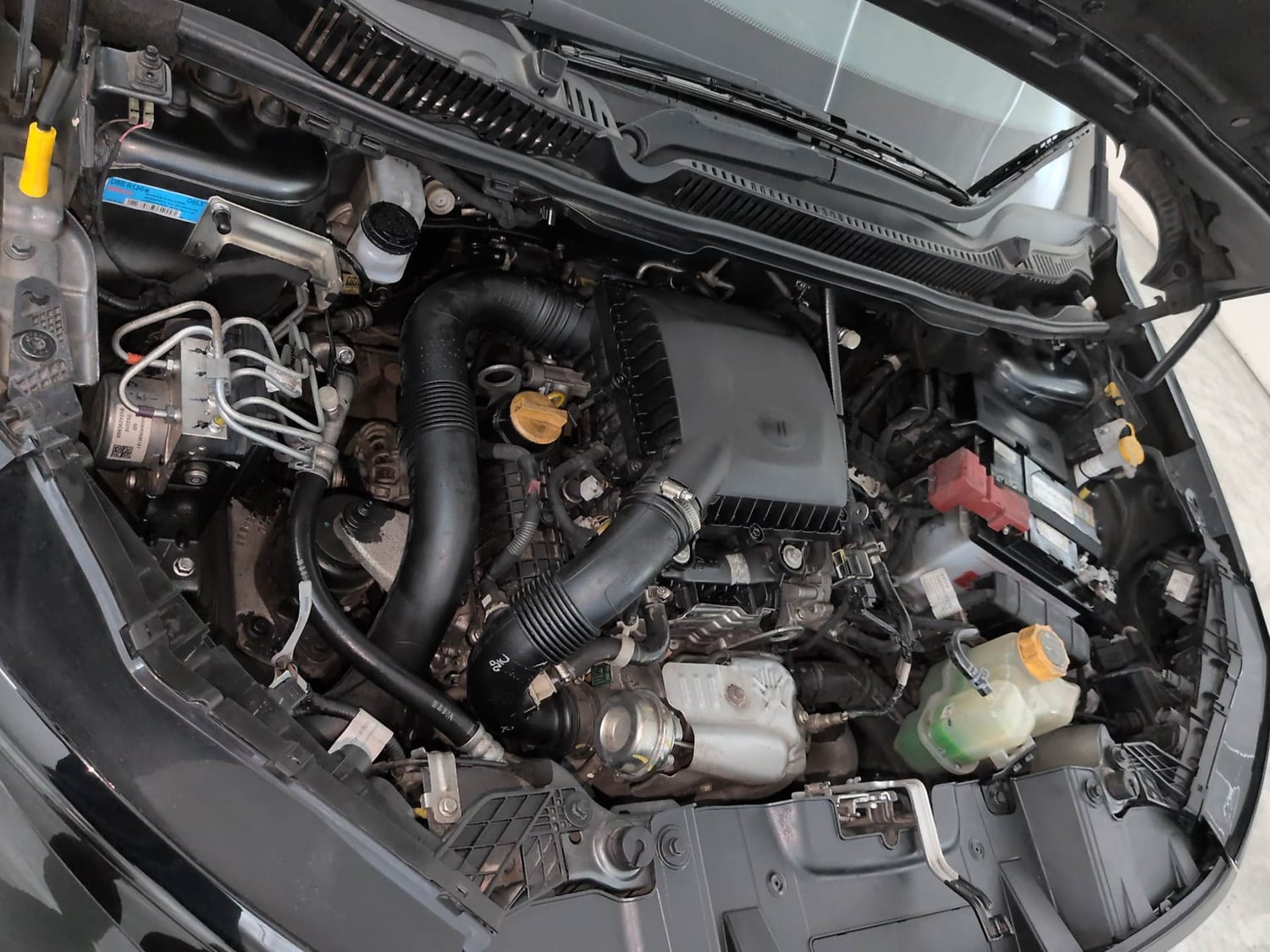 Used 2024 Tata Nexon Fearless Plus S 1.2 Revotron Petrol 6MT DT Petrol Manual engine ENGINE RIGHT SIDE VIEW