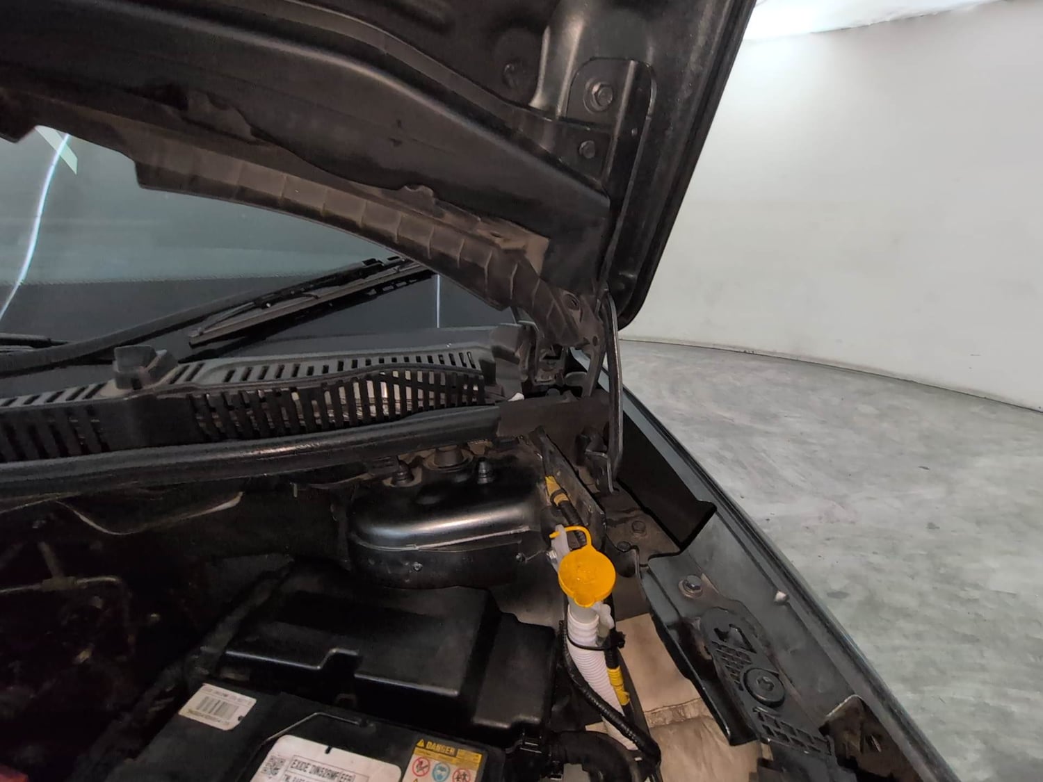 Used 2024 Tata Nexon Fearless Plus S 1.2 Revotron Petrol 6MT DT Petrol Manual engine ENGINE LEFT SIDE HINGE & APRON VIEW